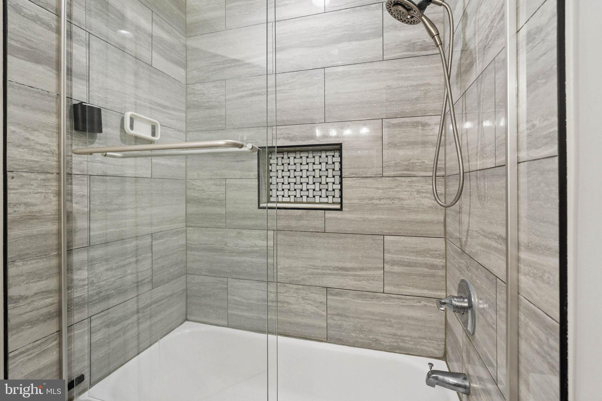 BALLENGER CREEK MEADOWS - Residential