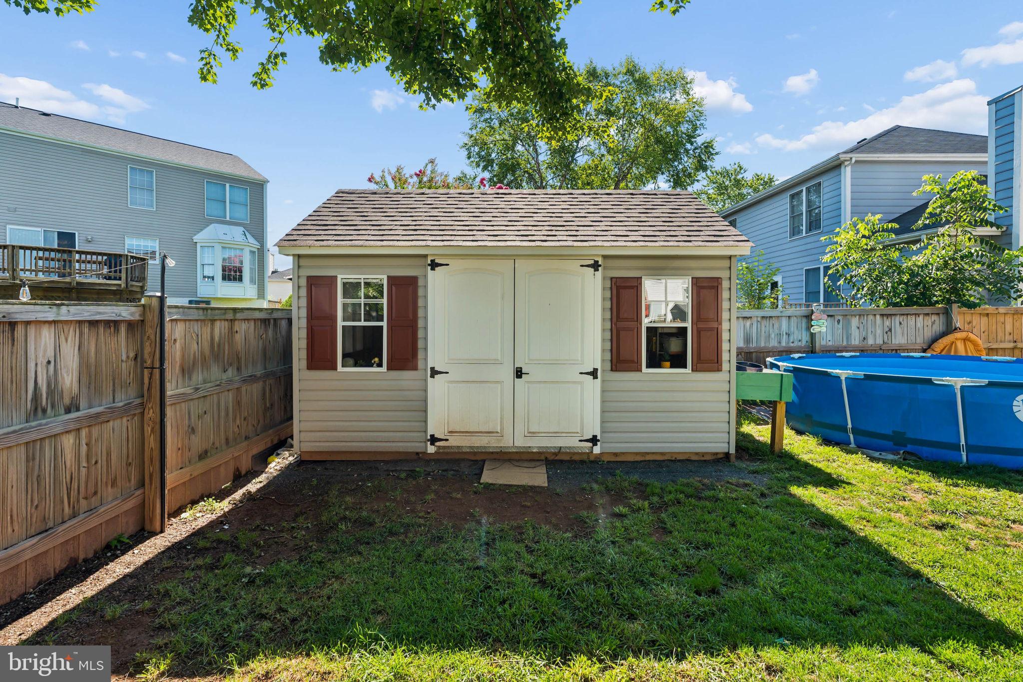 BALLENGER CREEK MEADOWS - Residential