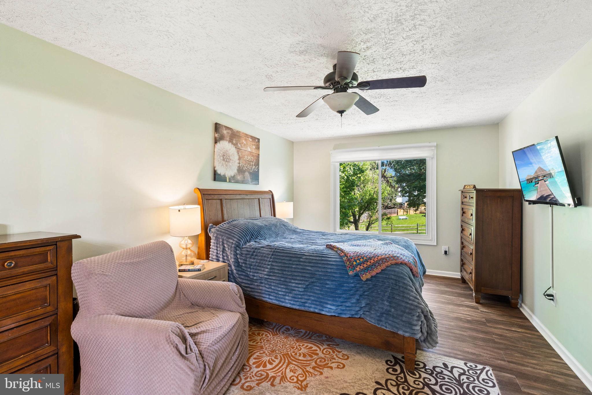 BALLENGER CREEK MEADOWS - Residential