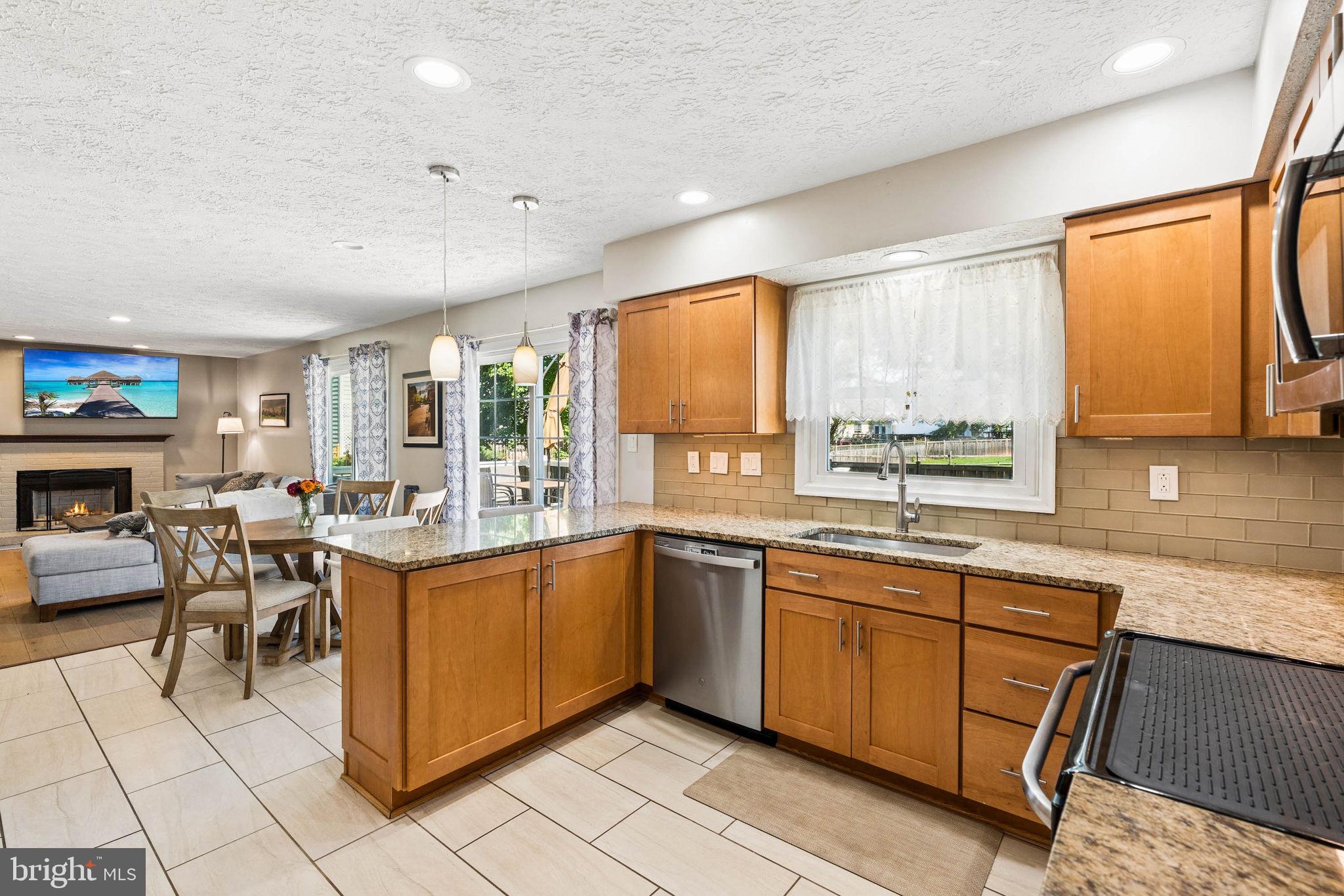 BALLENGER CREEK MEADOWS - Residential