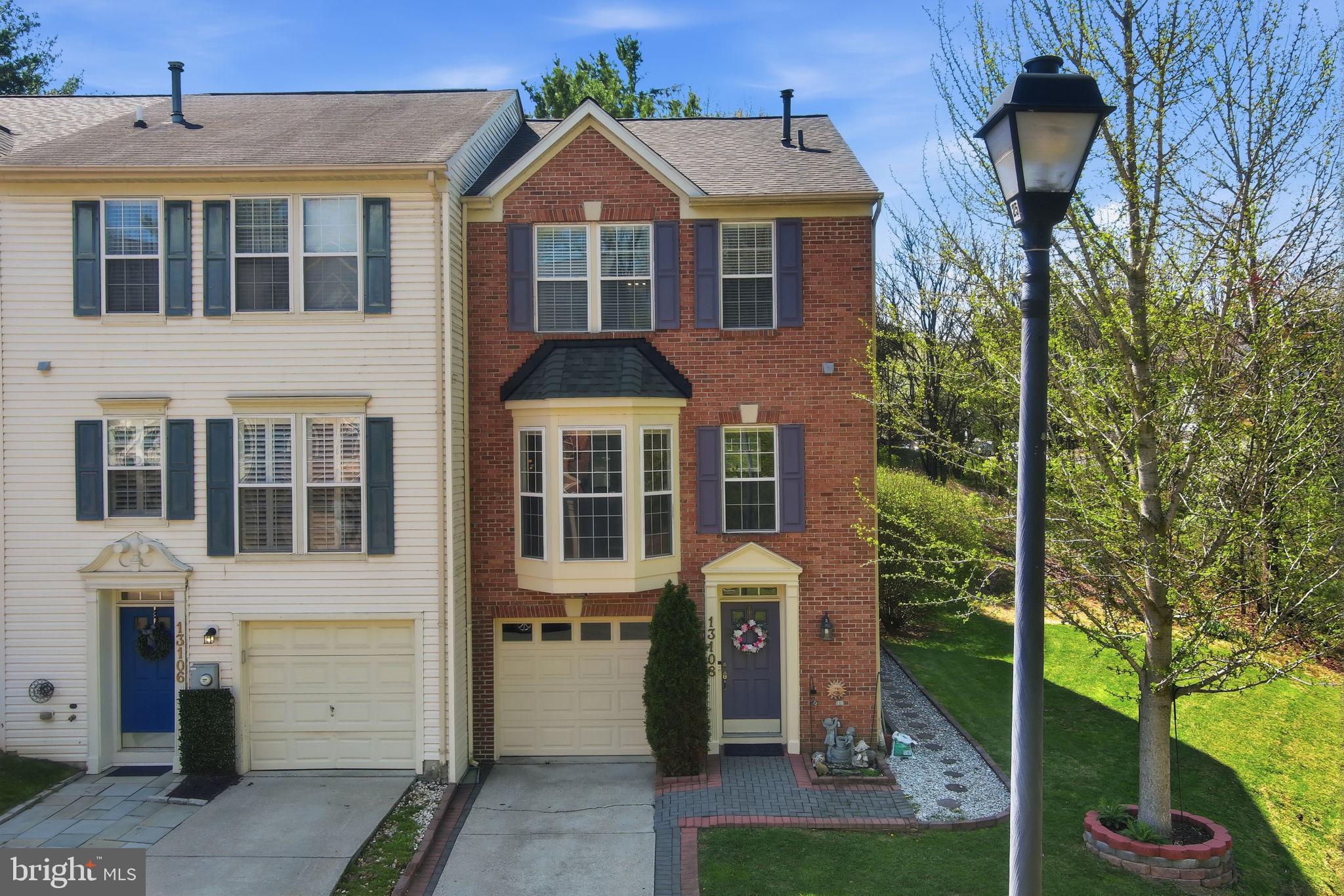 CLOVERLEAF CENTER - Residential