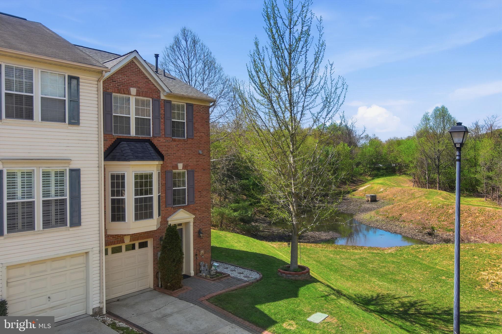 CLOVERLEAF CENTER - Residential