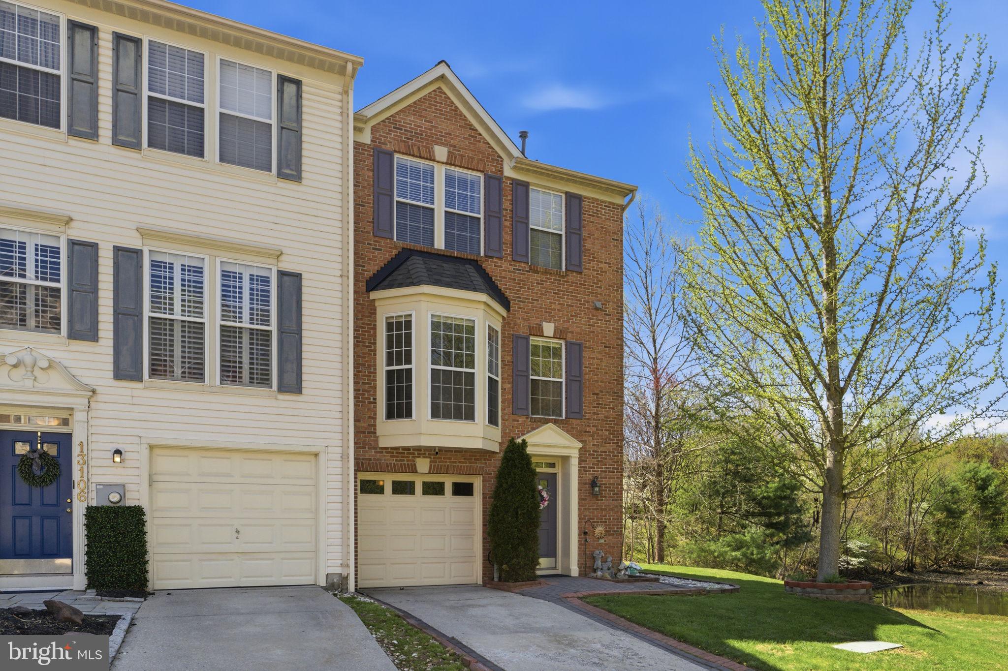 CLOVERLEAF CENTER - Residential