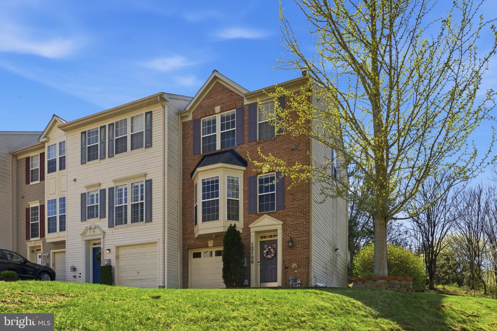 CLOVERLEAF CENTER - Residential