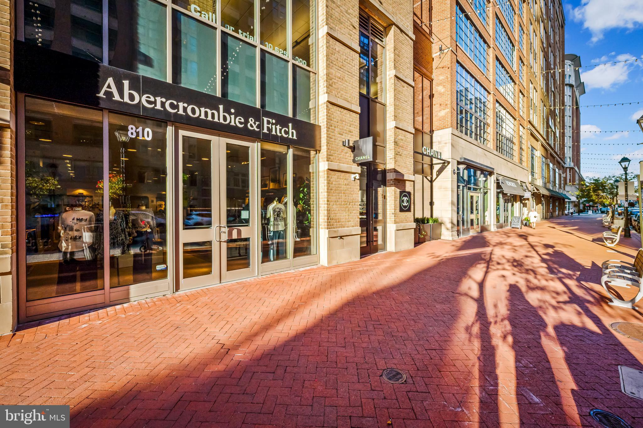 HARBOR EAST - Residential