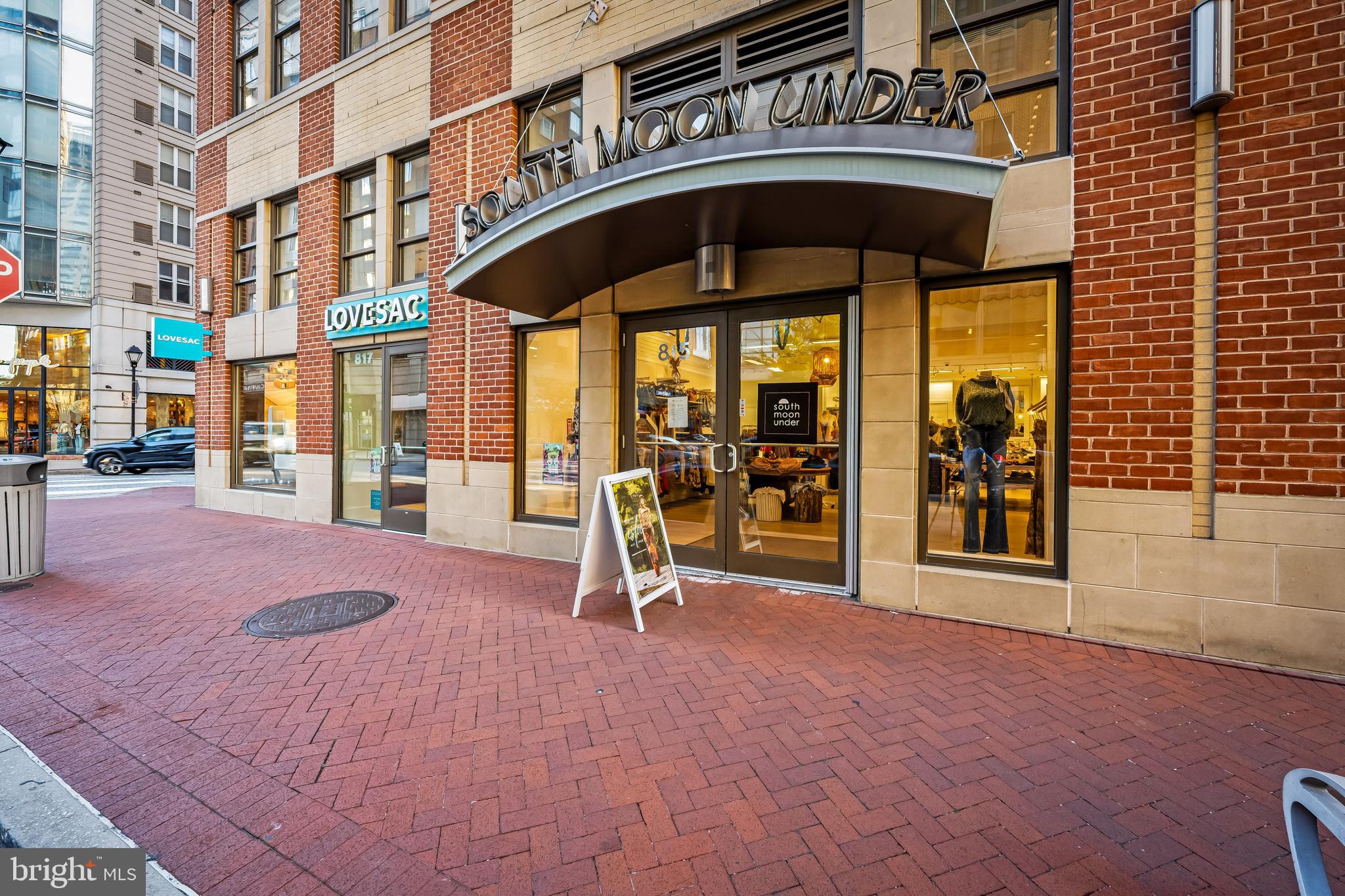 HARBOR EAST - Residential
