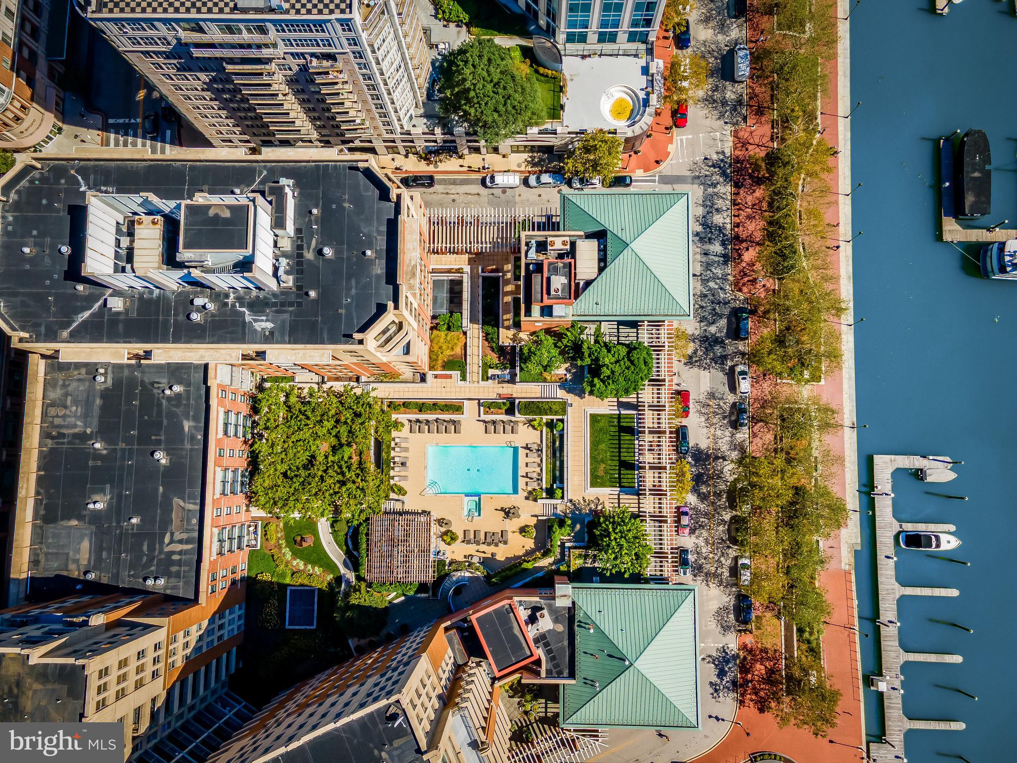 HARBOR EAST - Residential