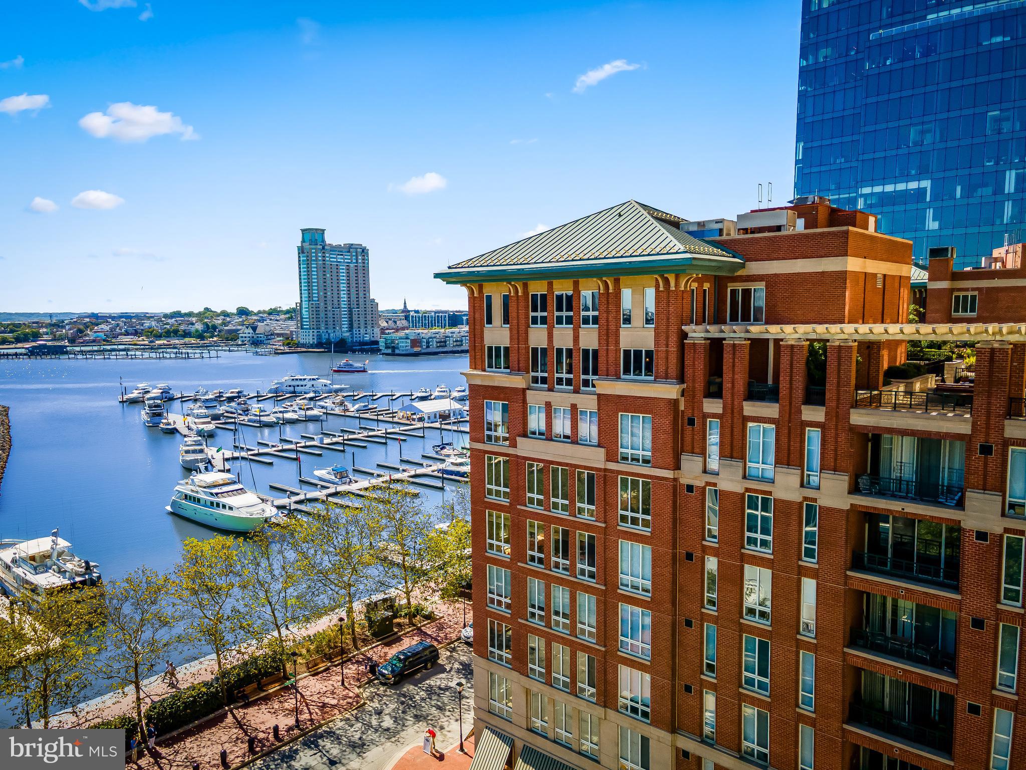 HARBOR EAST - Residential