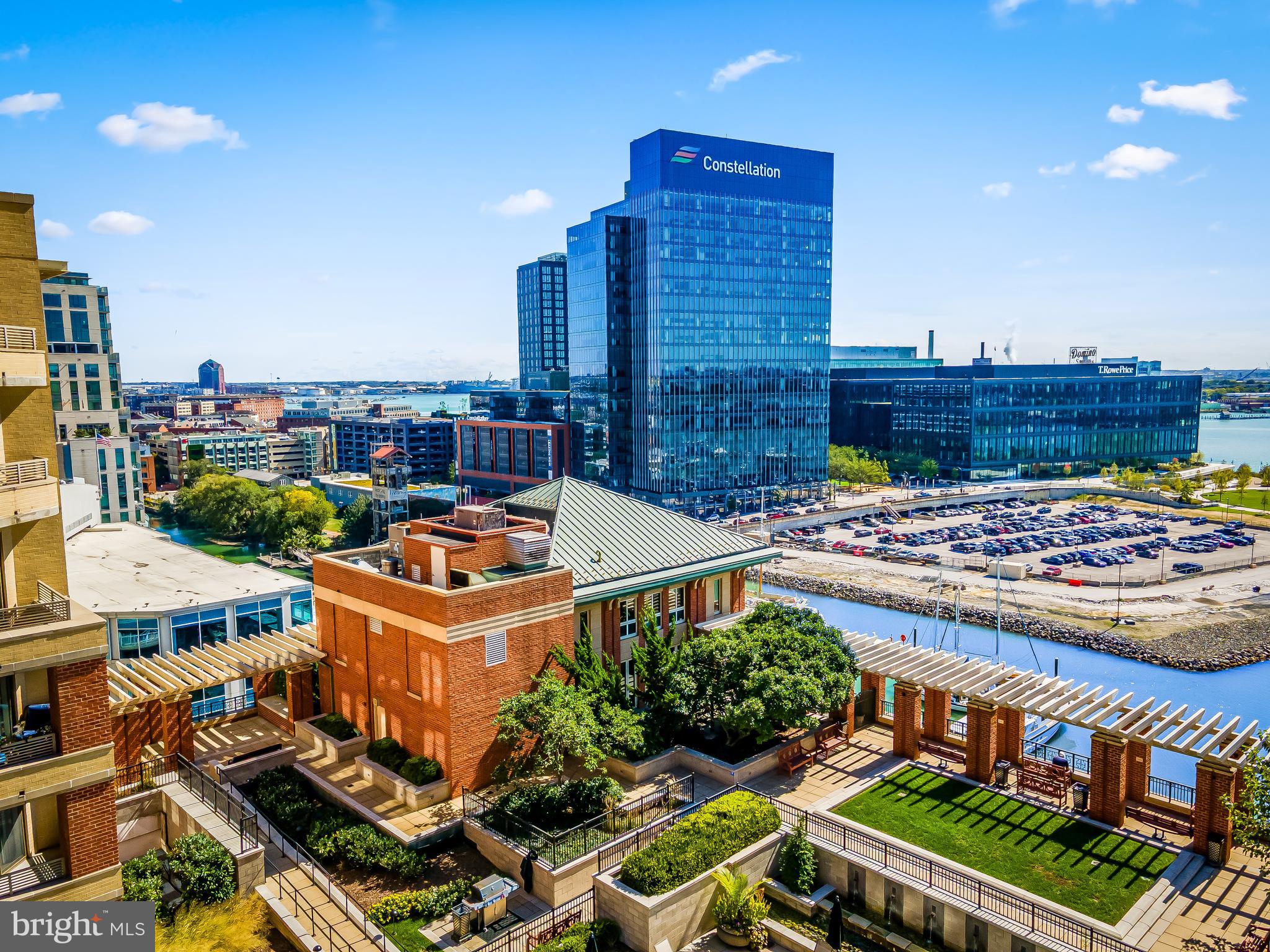 HARBOR EAST - Residential