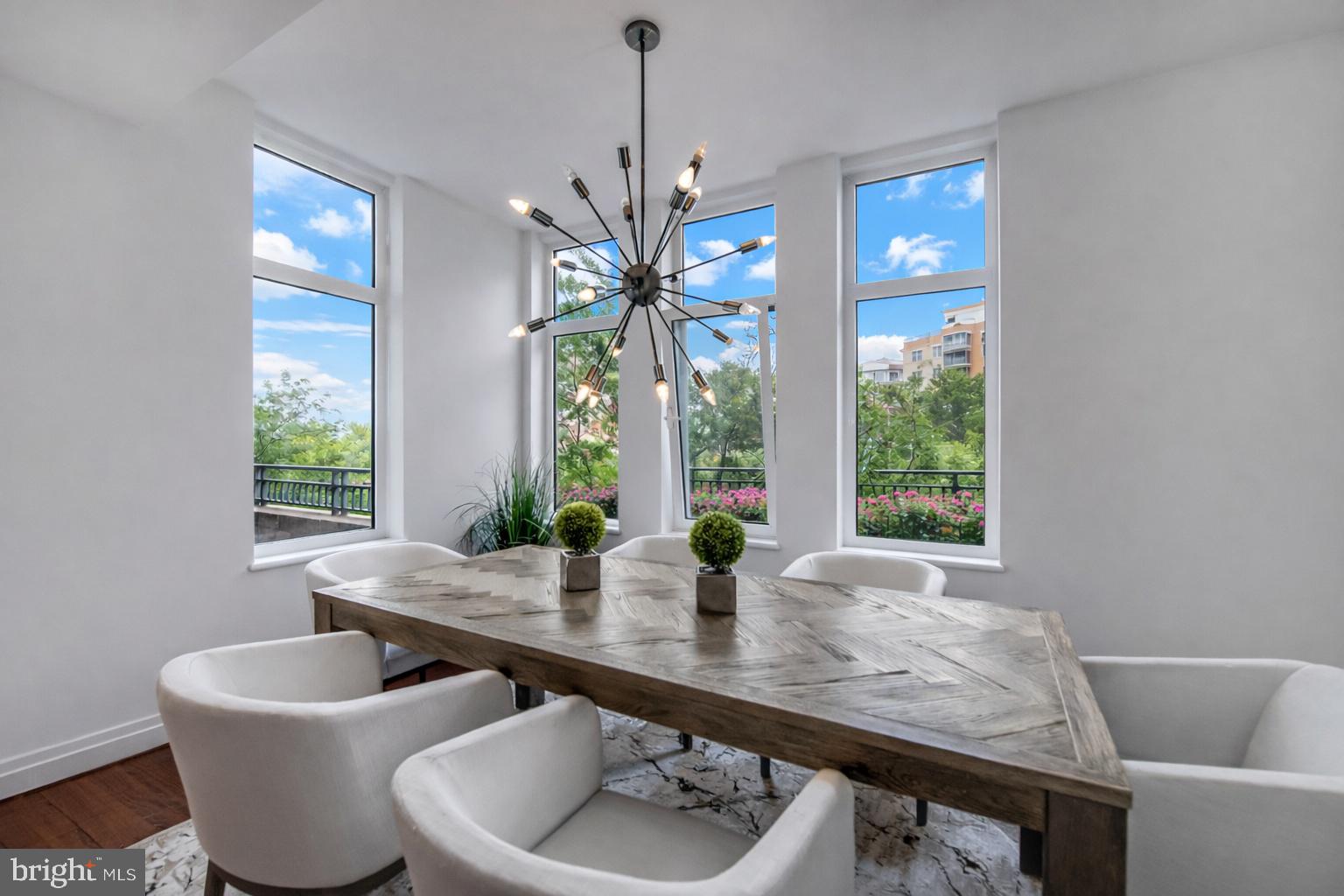 ONE PARK CREST CONDOMINIUM - Residential