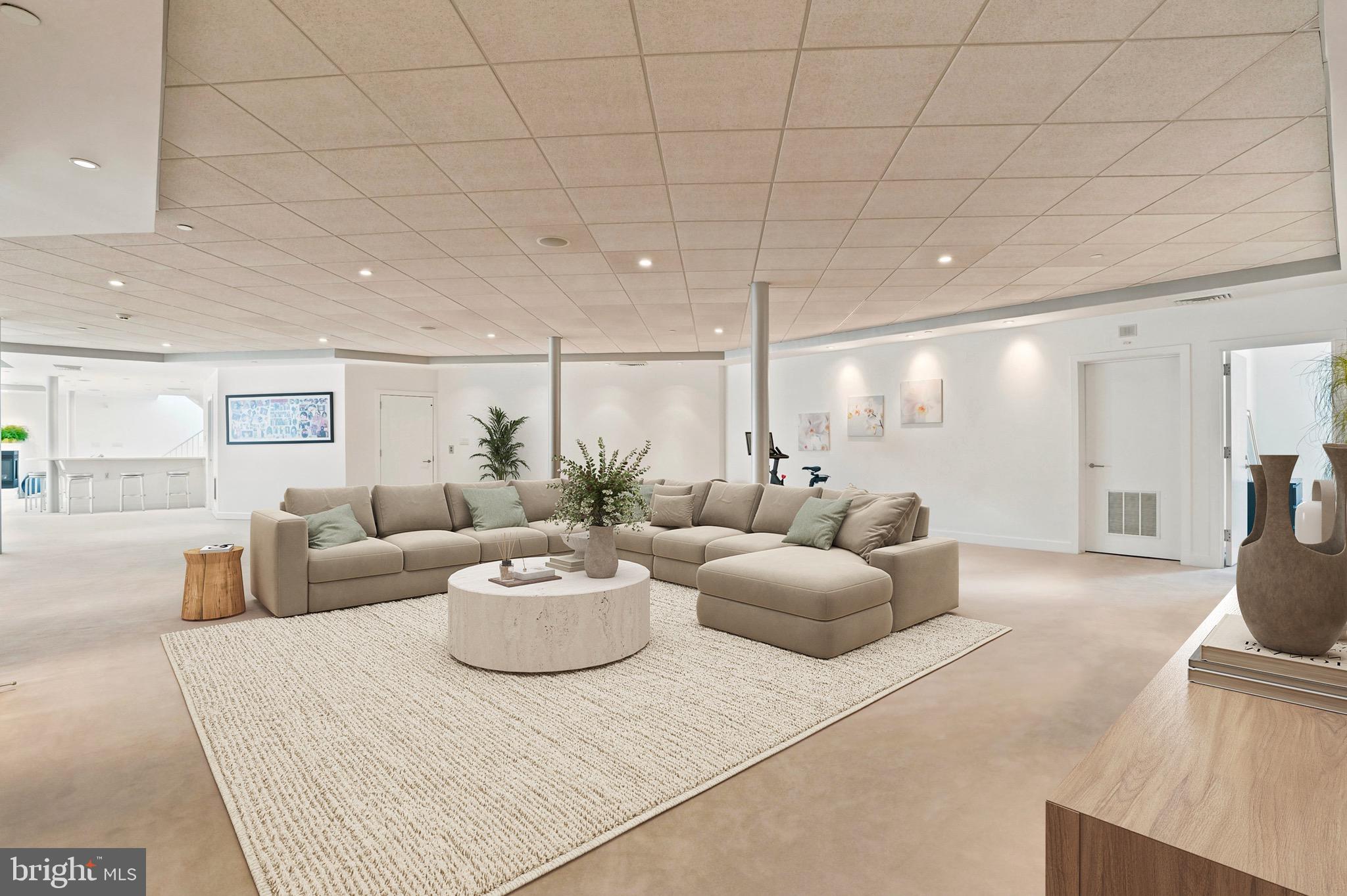 COUNTRY CLUB ESTS - Residential