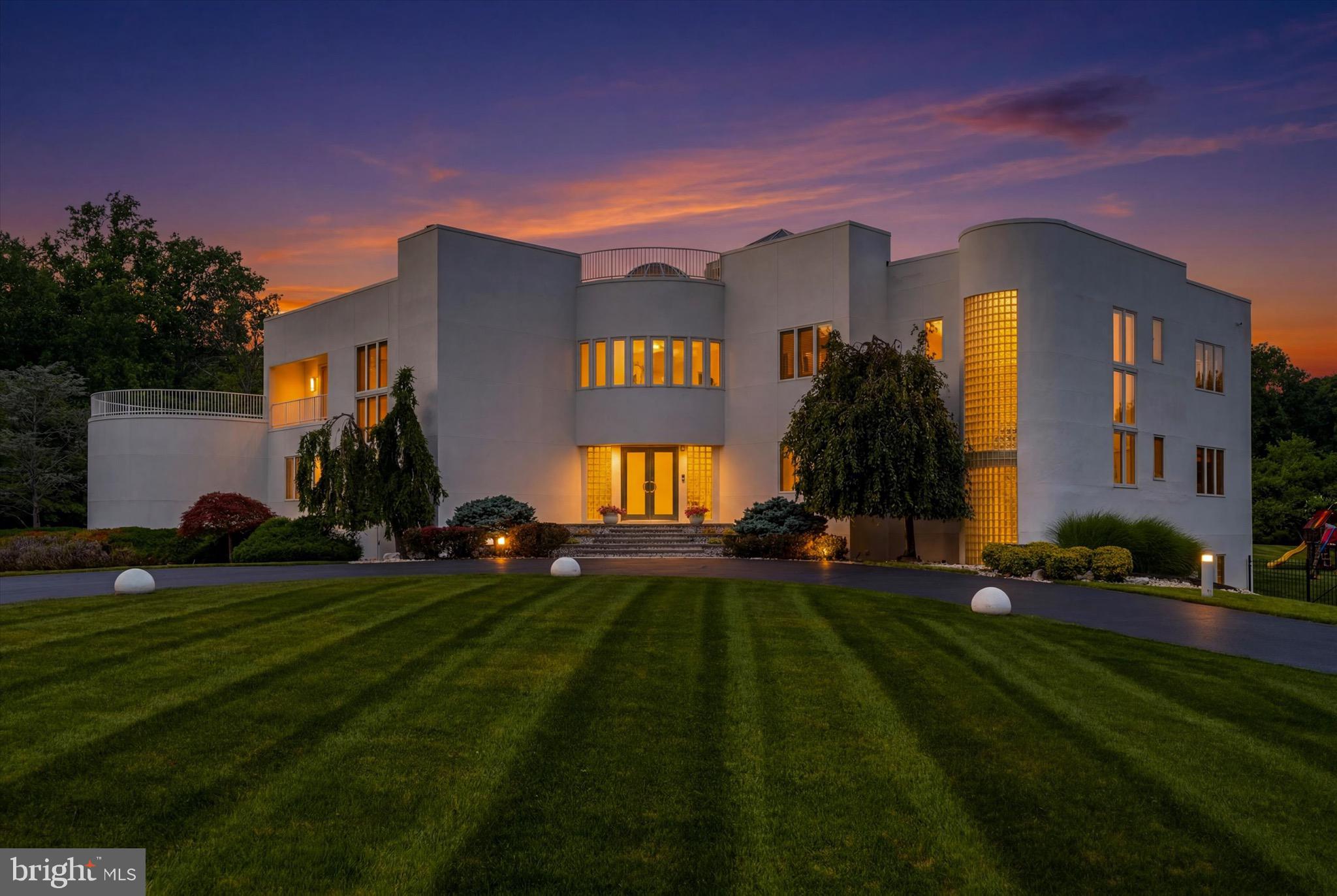 COUNTRY CLUB ESTS - Residential