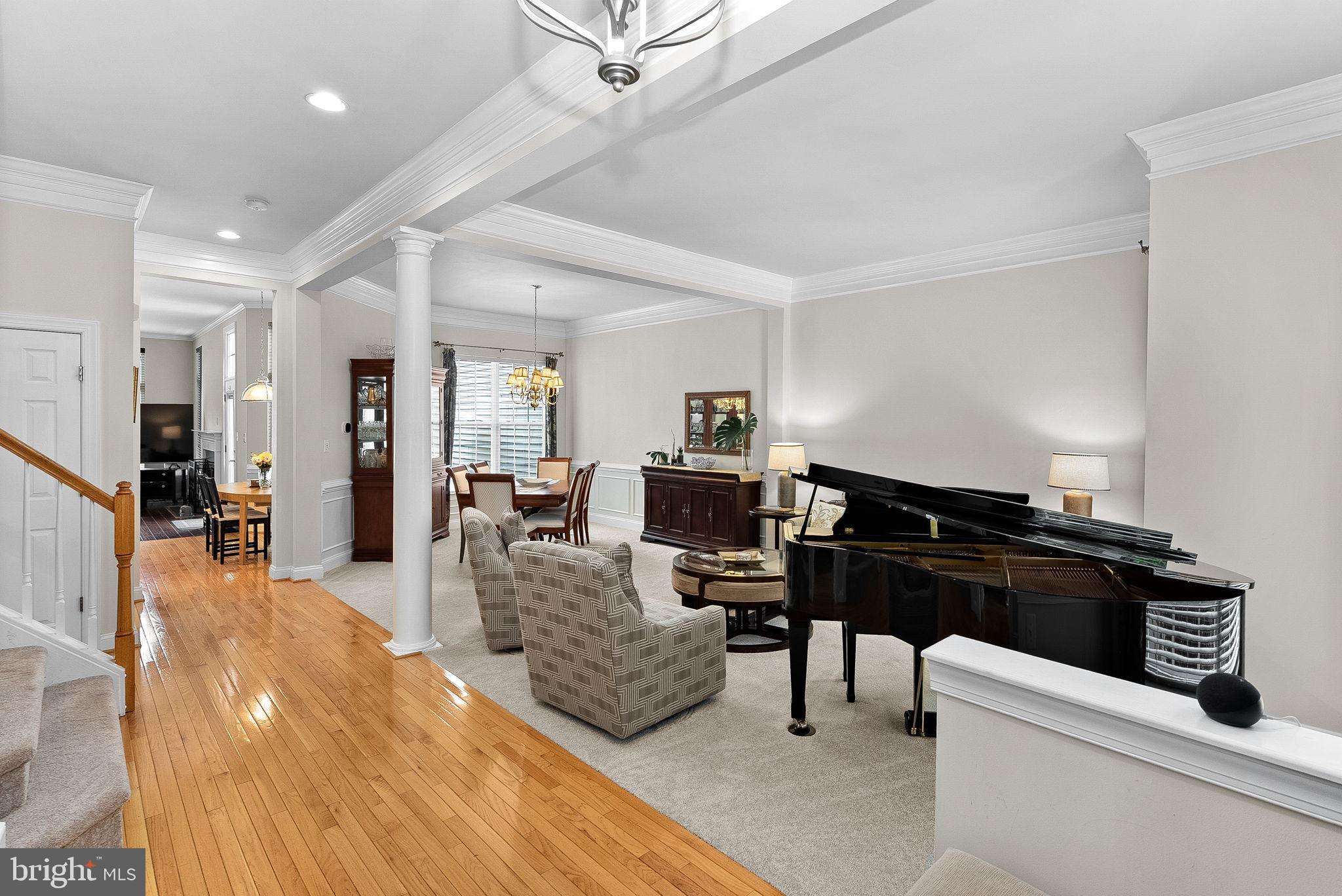 CORTLAND SQUARE - Residential