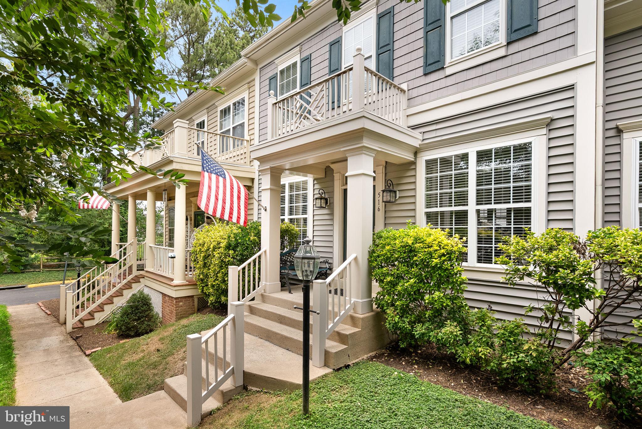 CORTLAND SQUARE - Residential