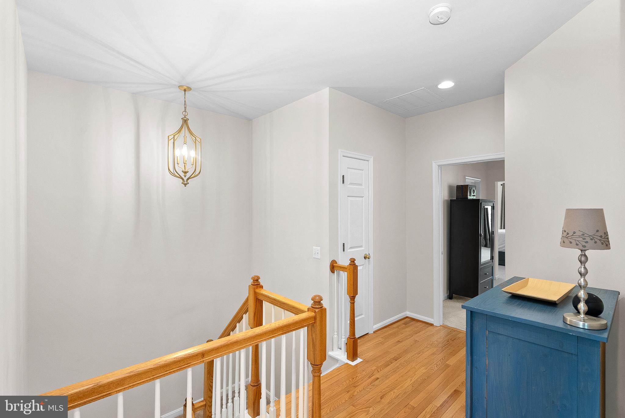 CORTLAND SQUARE - Residential