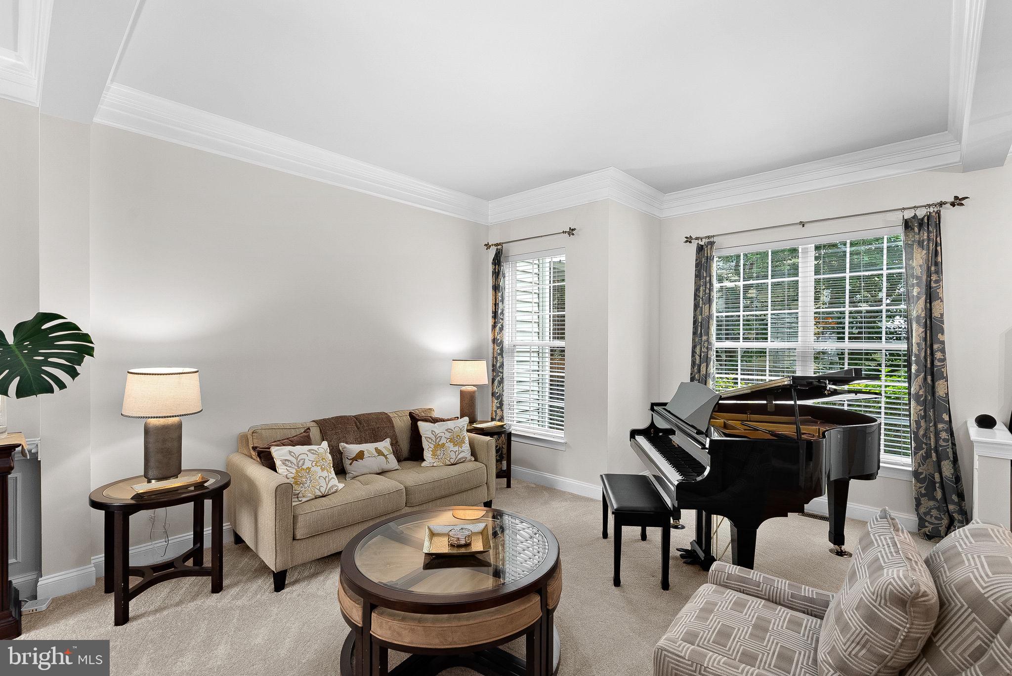 CORTLAND SQUARE - Residential