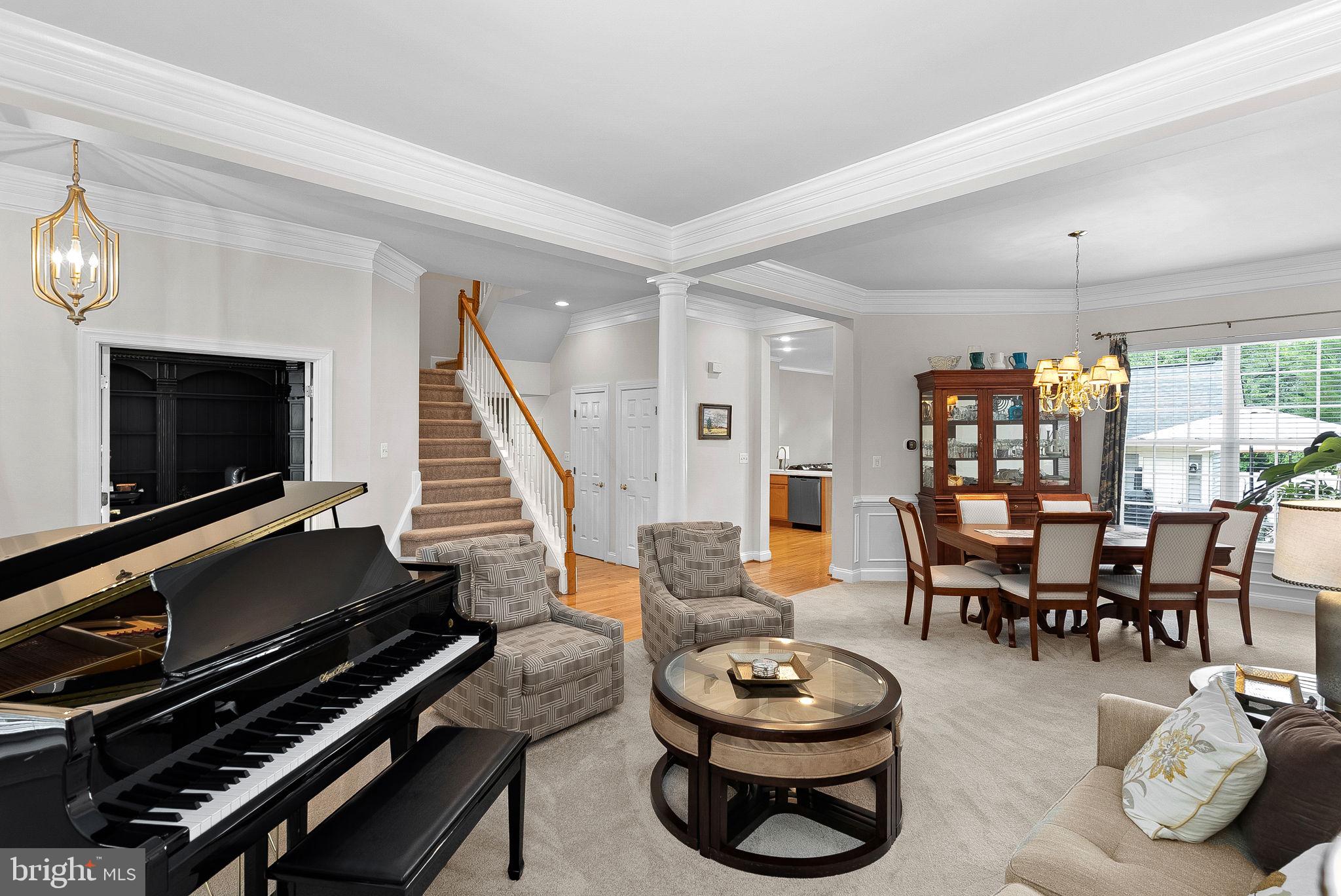 CORTLAND SQUARE - Residential