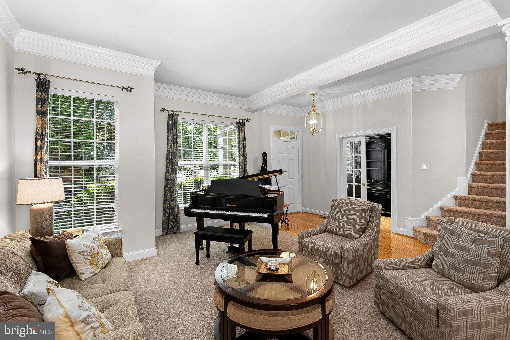 CORTLAND SQUARE - Residential