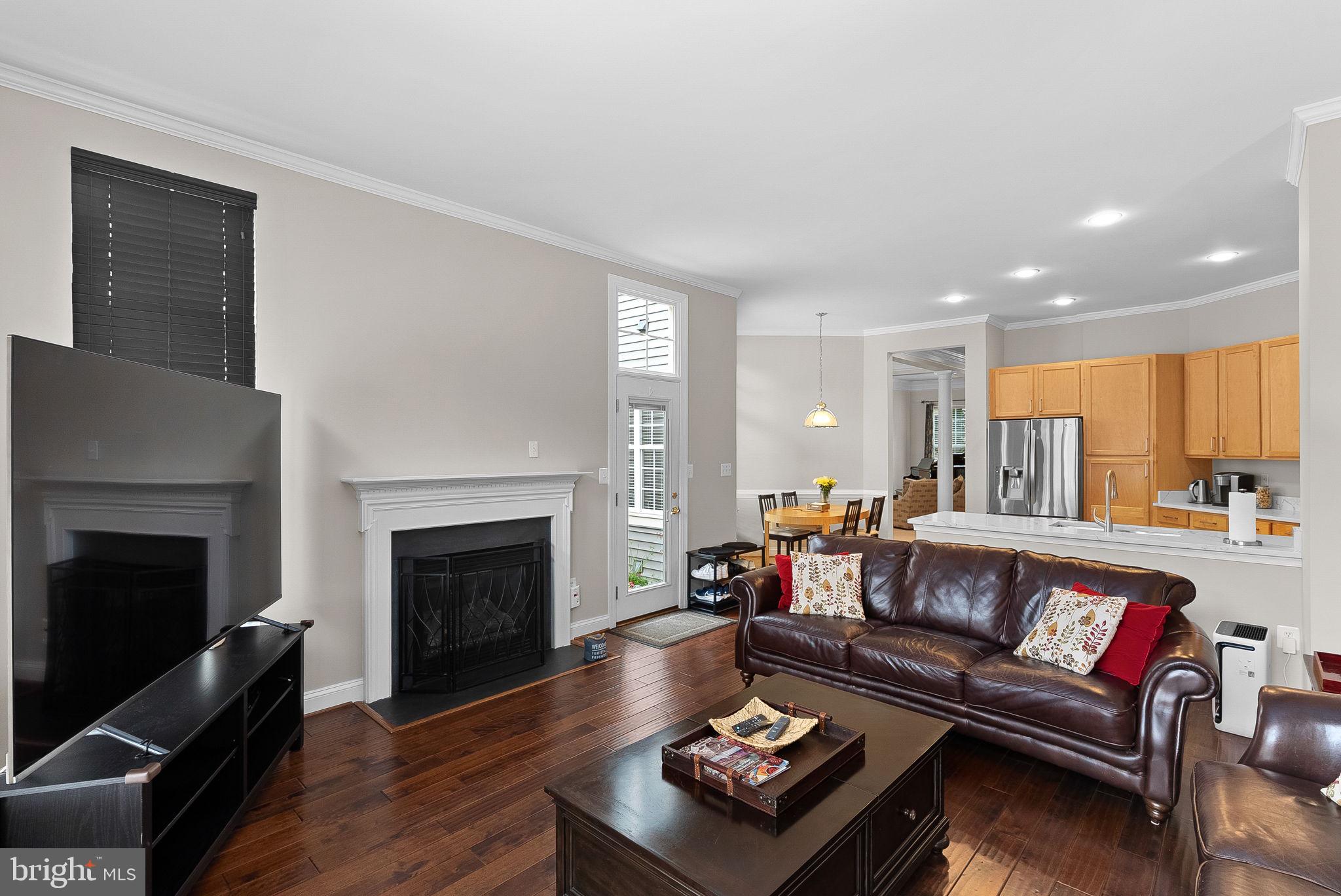 CORTLAND SQUARE - Residential
