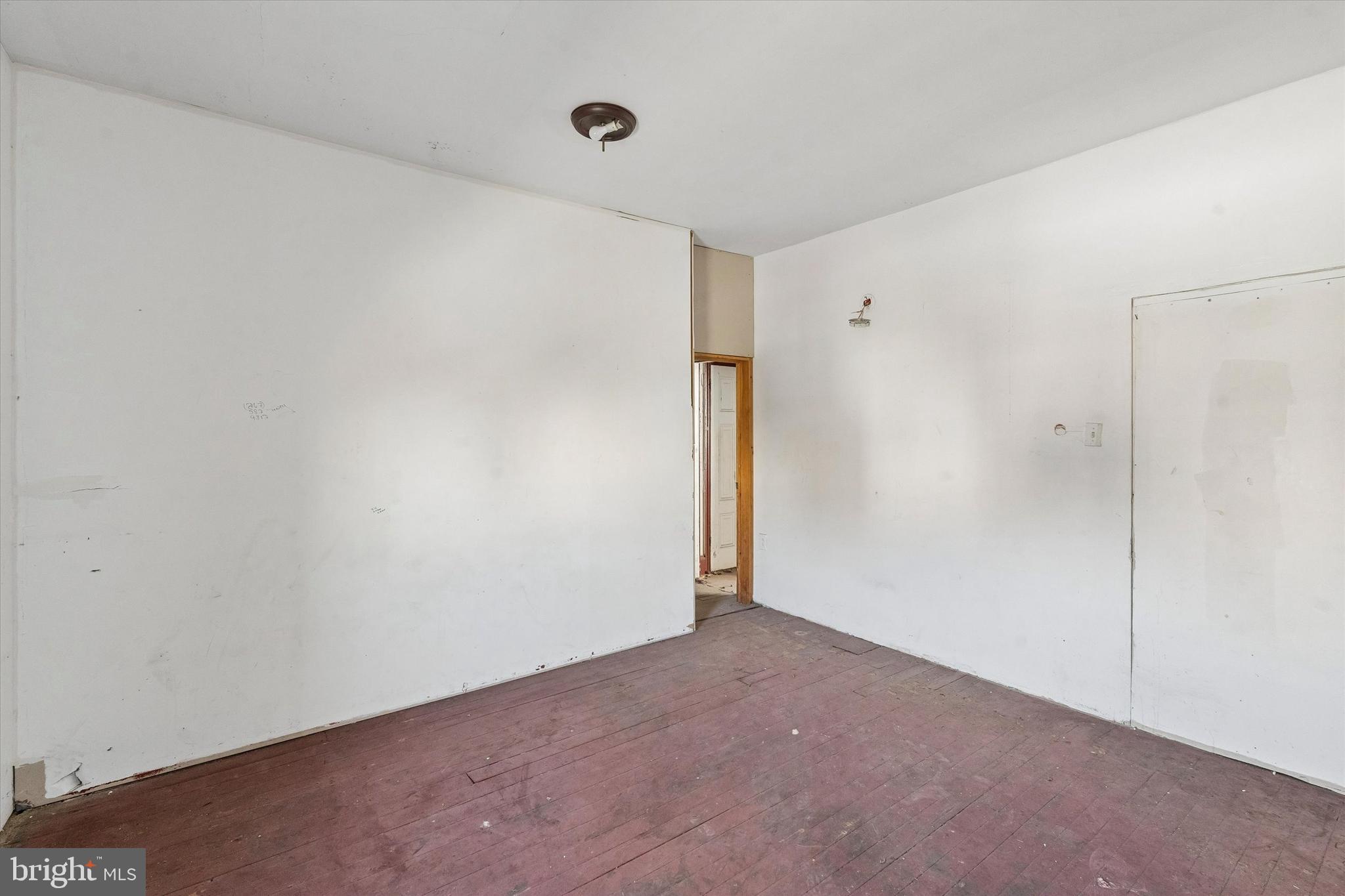 PARKSIDE - Commercial Sale