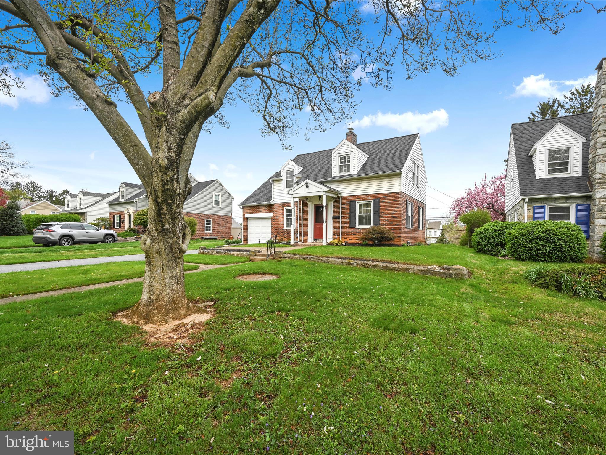 GRANDVIEW HEIGHTS - Residential