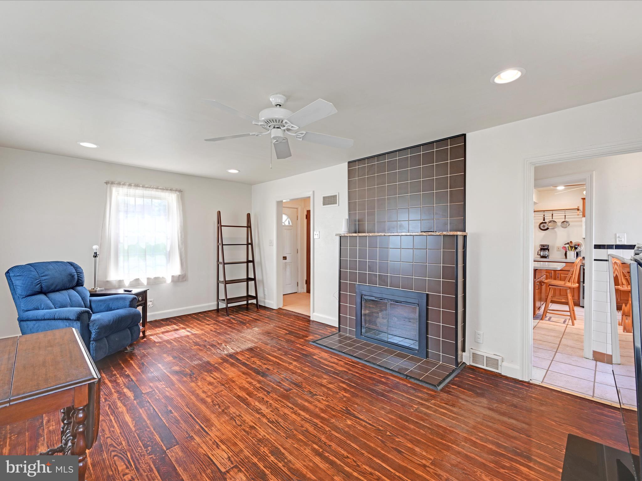 GRANDVIEW HEIGHTS - Residential