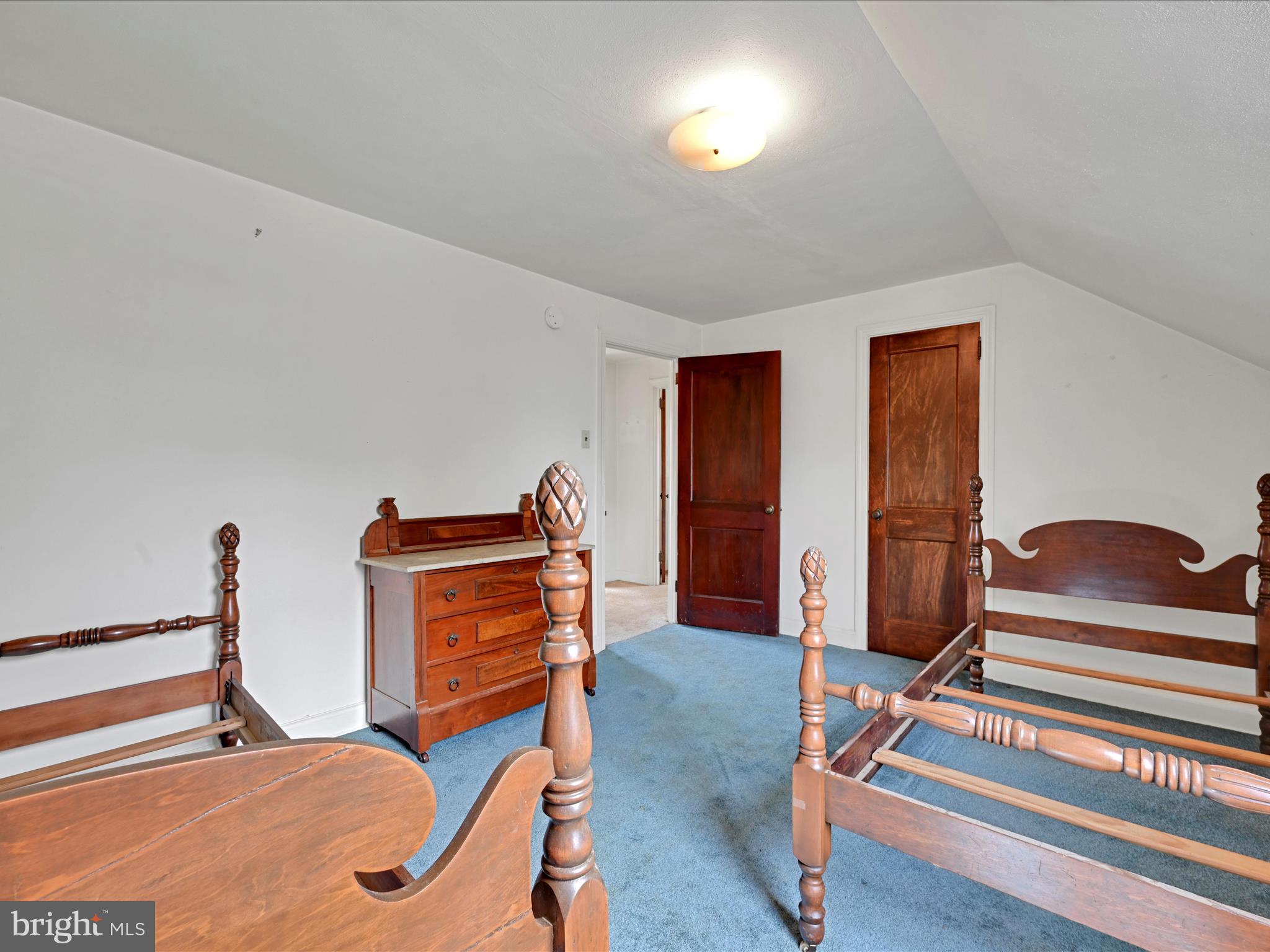 GRANDVIEW HEIGHTS - Residential