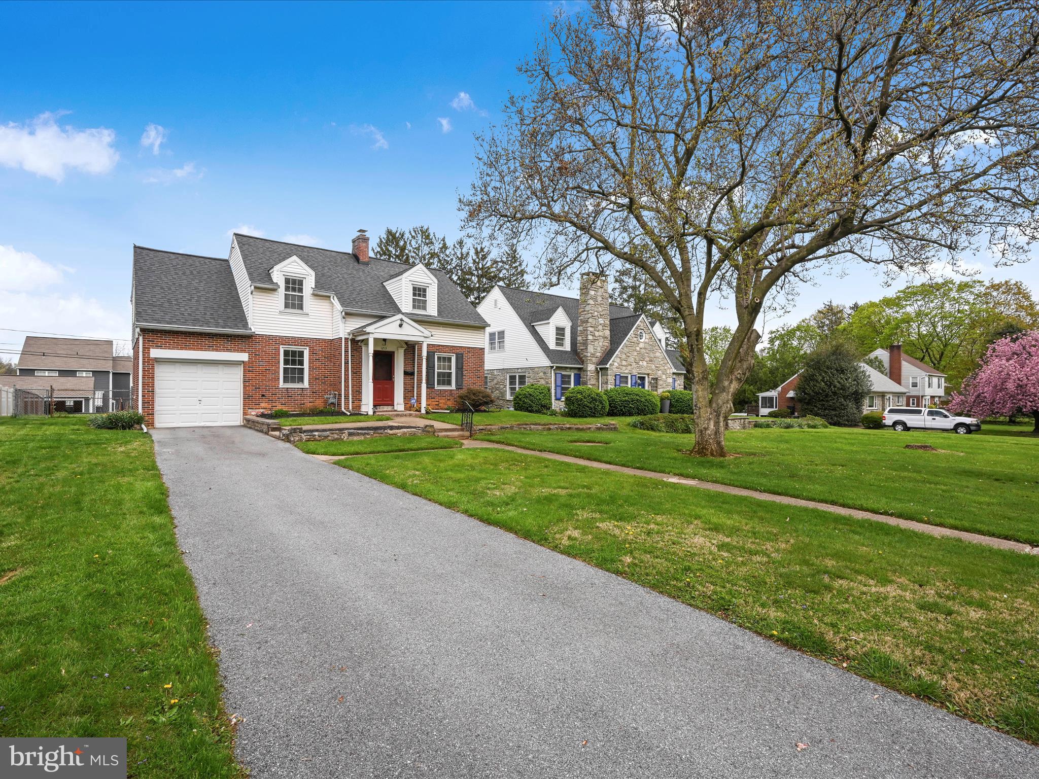 GRANDVIEW HEIGHTS - Residential
