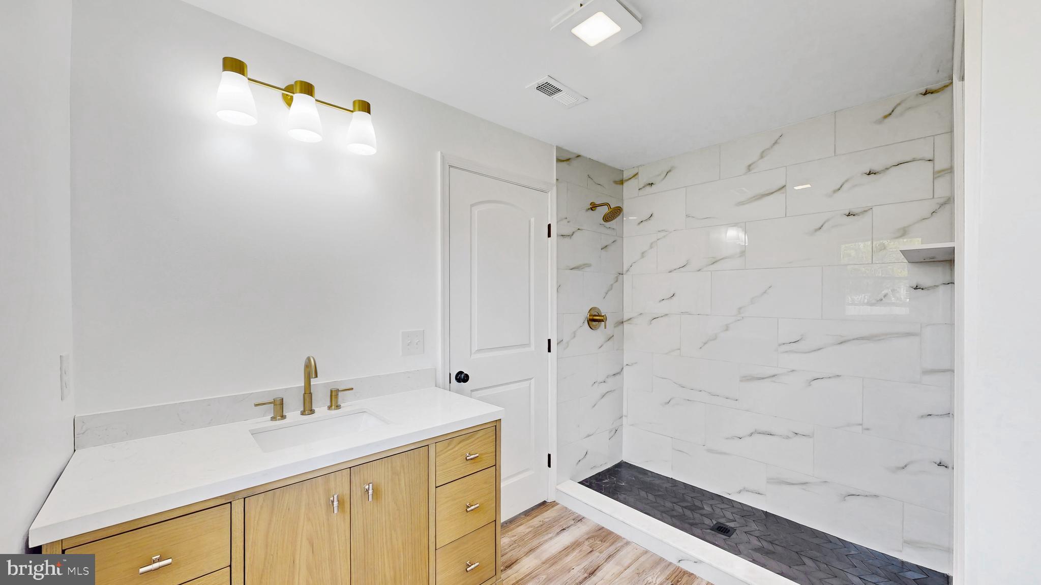 TAMARAC - Residential