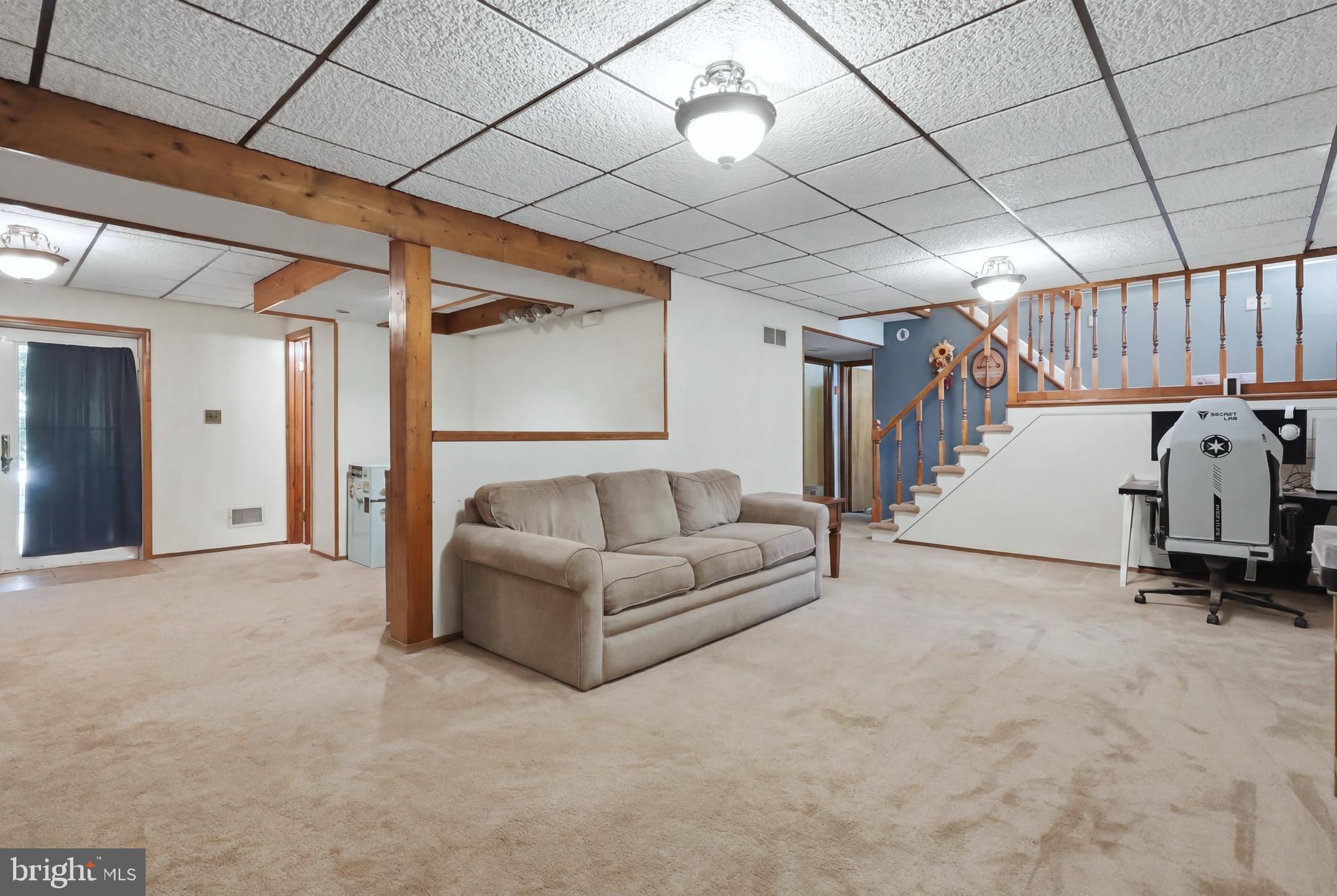 ROLL ACRES - Residential