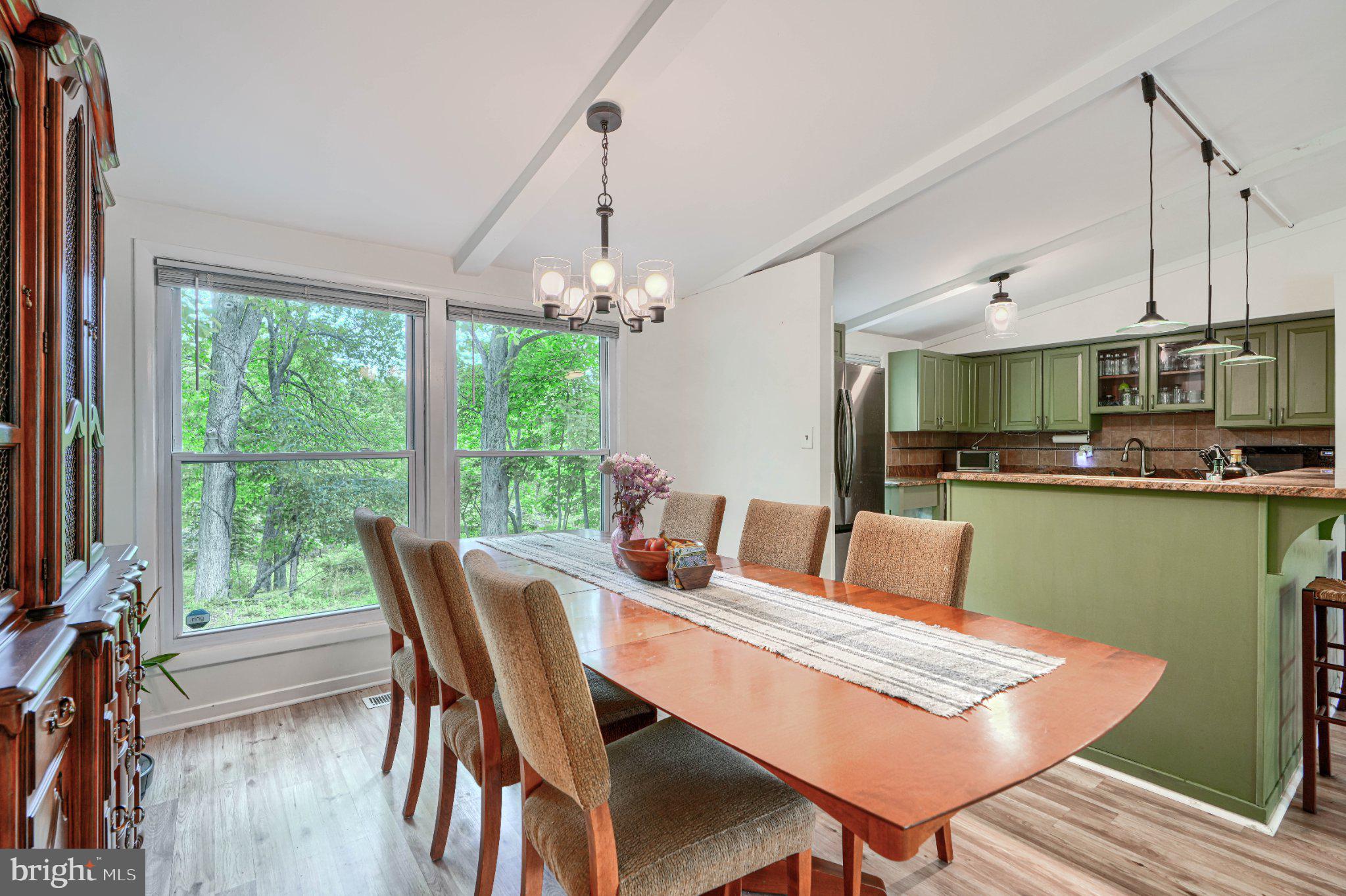 LONG REACH - Residential
