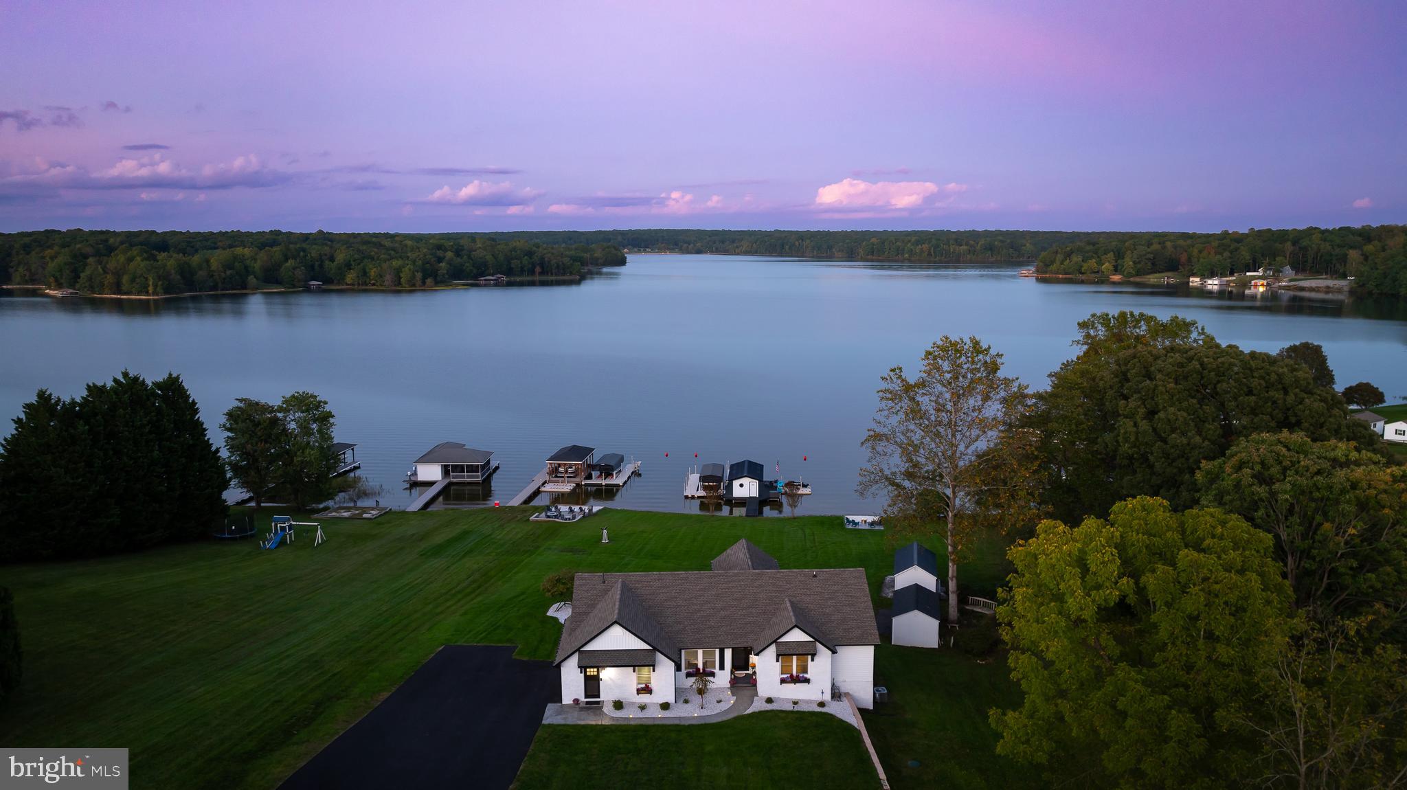 OAK GROVE ESTATES - Residential