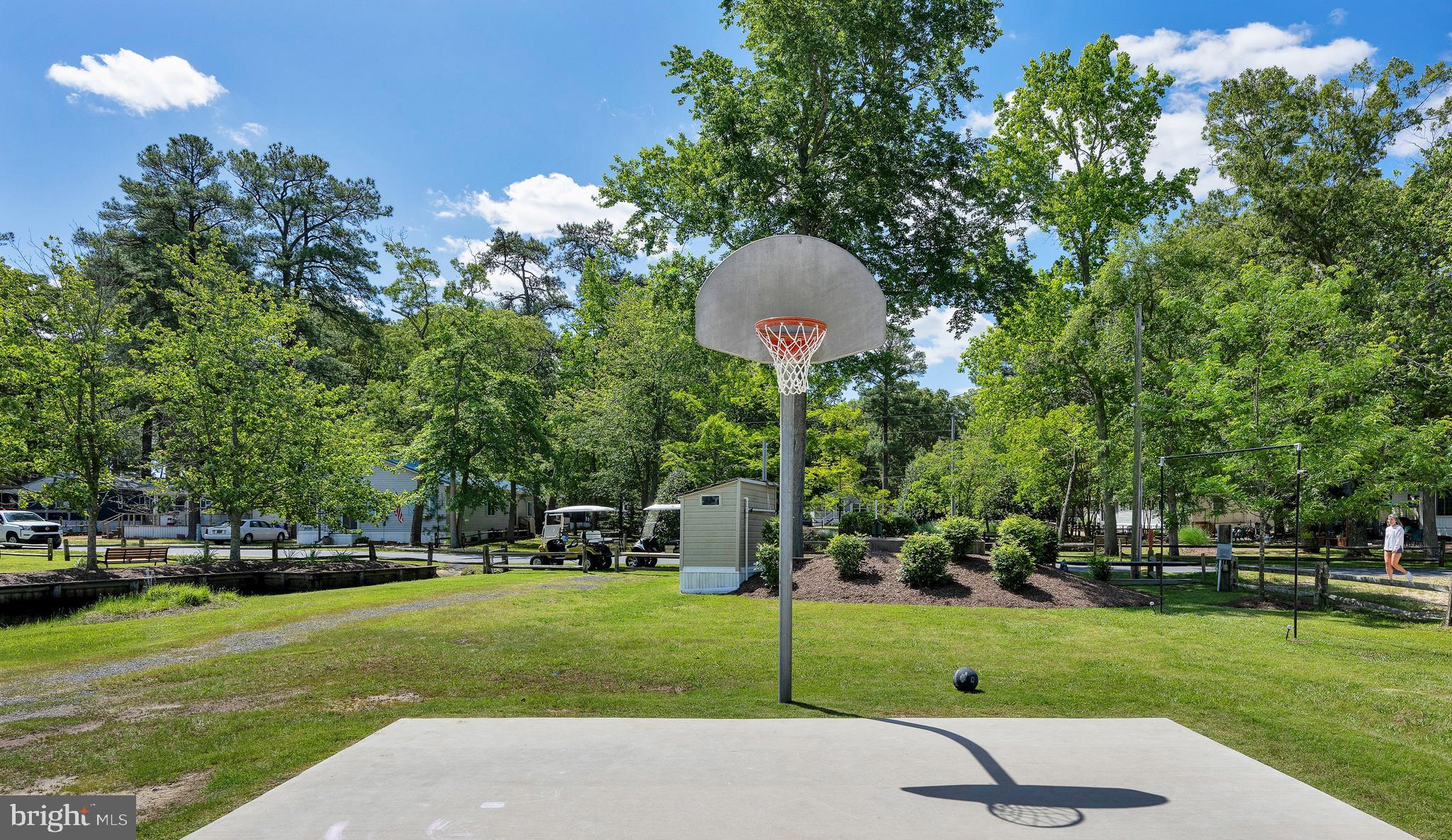 WEST BAY PARK - Residential