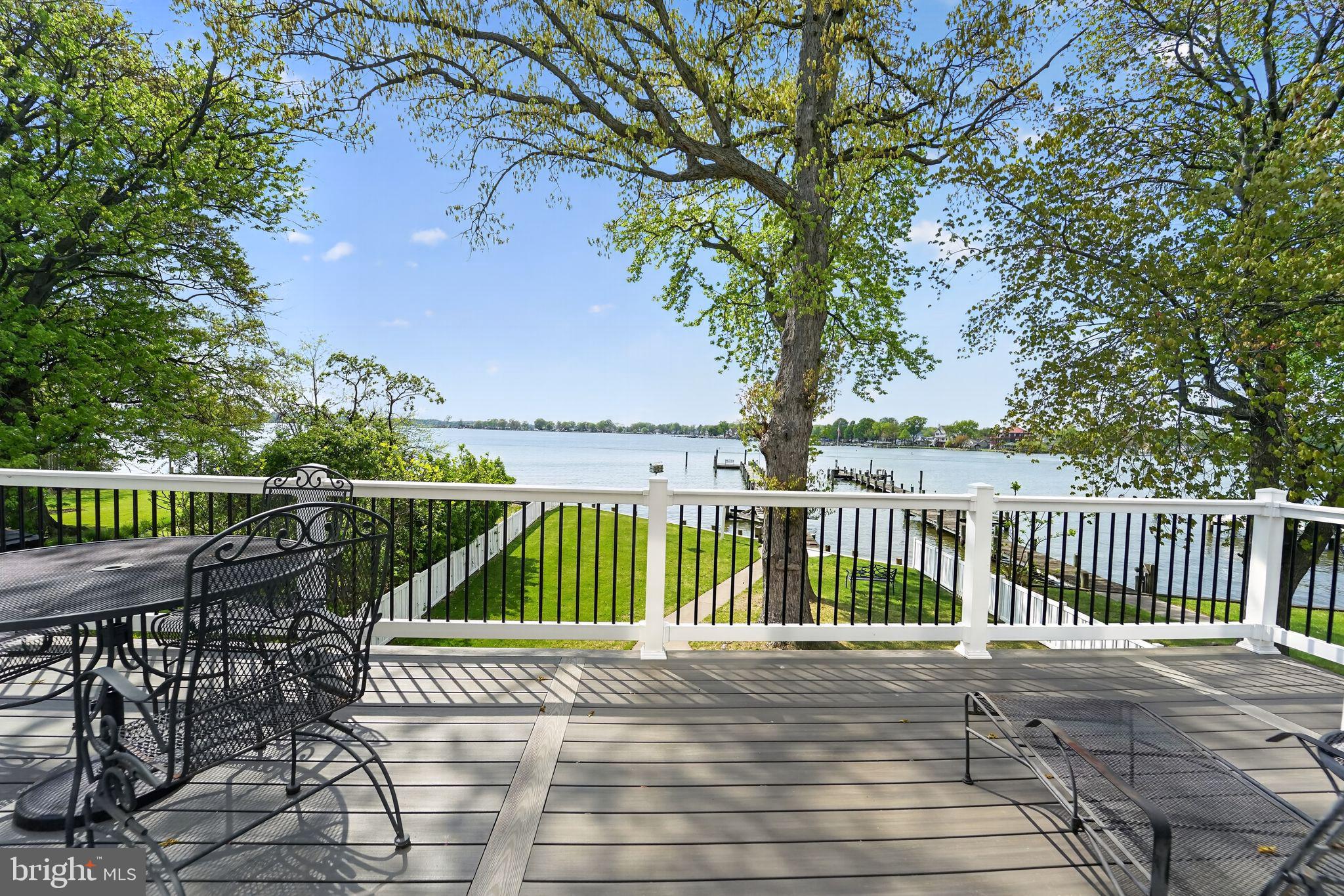 BOWLEYS QUARTERS - Residential