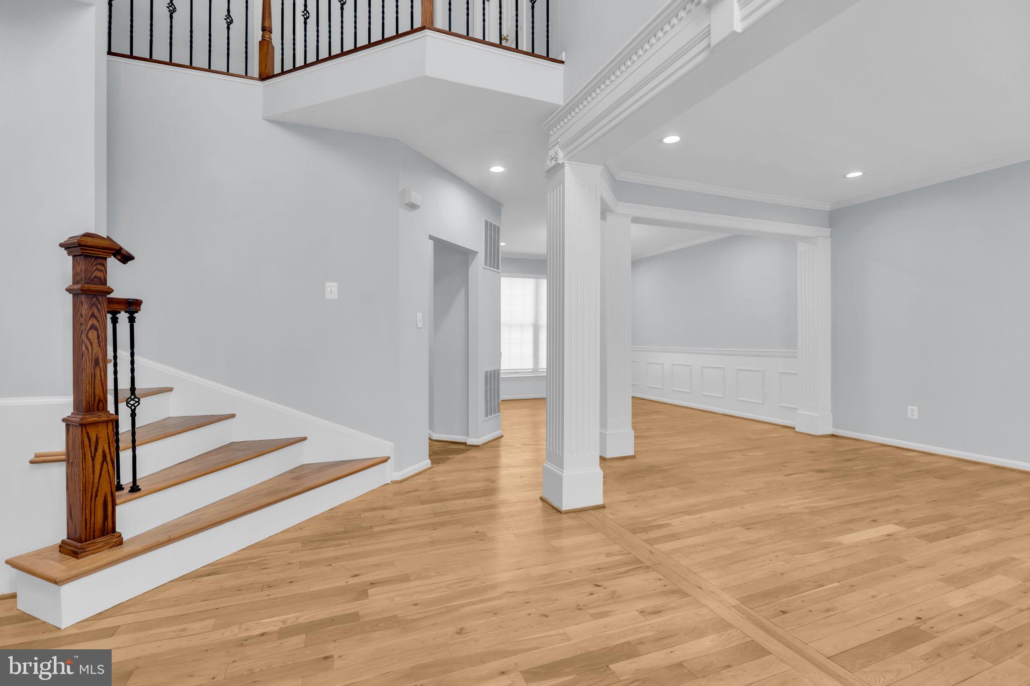 SOUTH RIDING - Residential