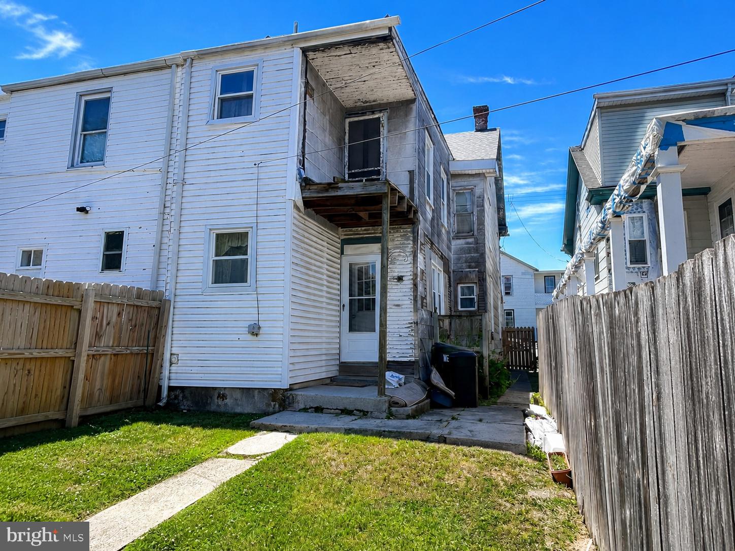 HEBRON - Residential