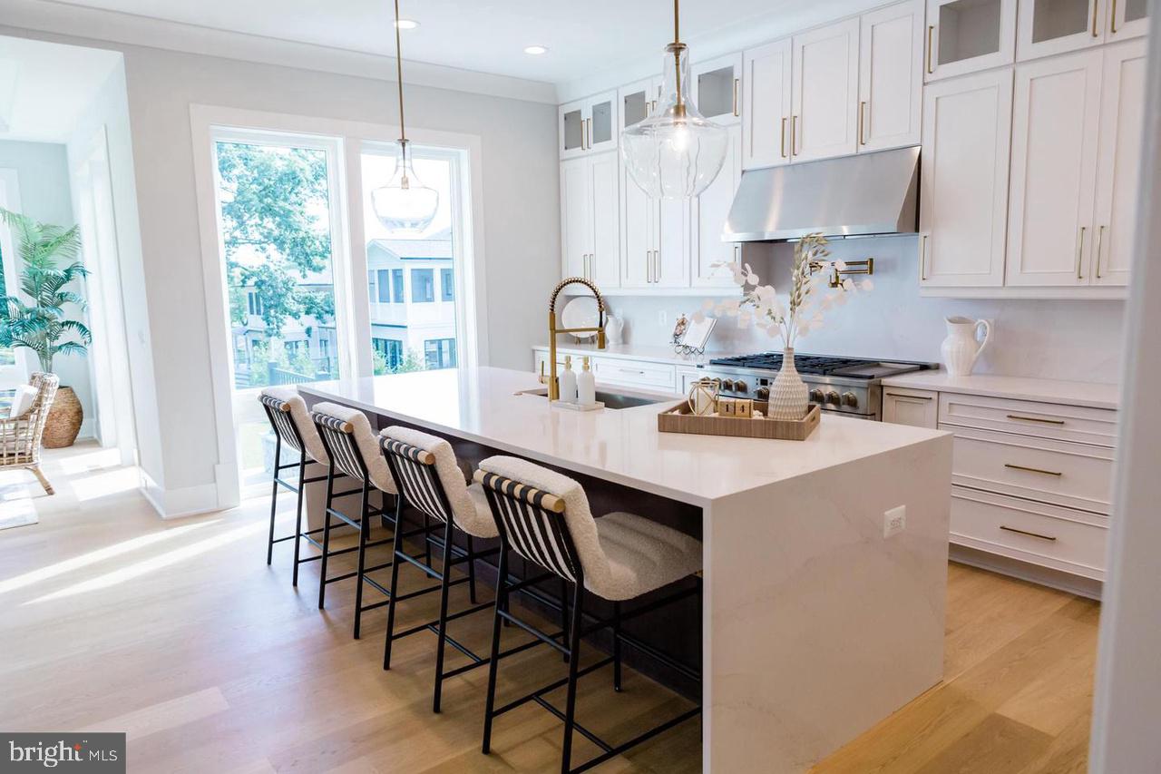 BROYHILL LANGLEY ESTATES - Residential
