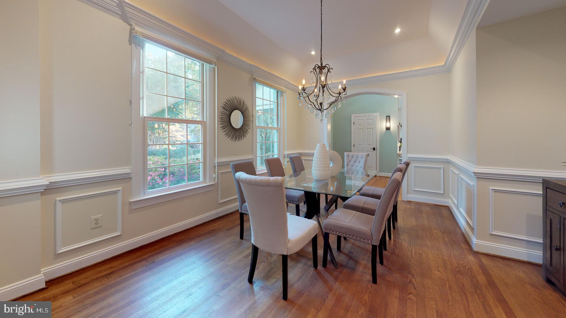 COUNTRY CLUB HILLS - Residential