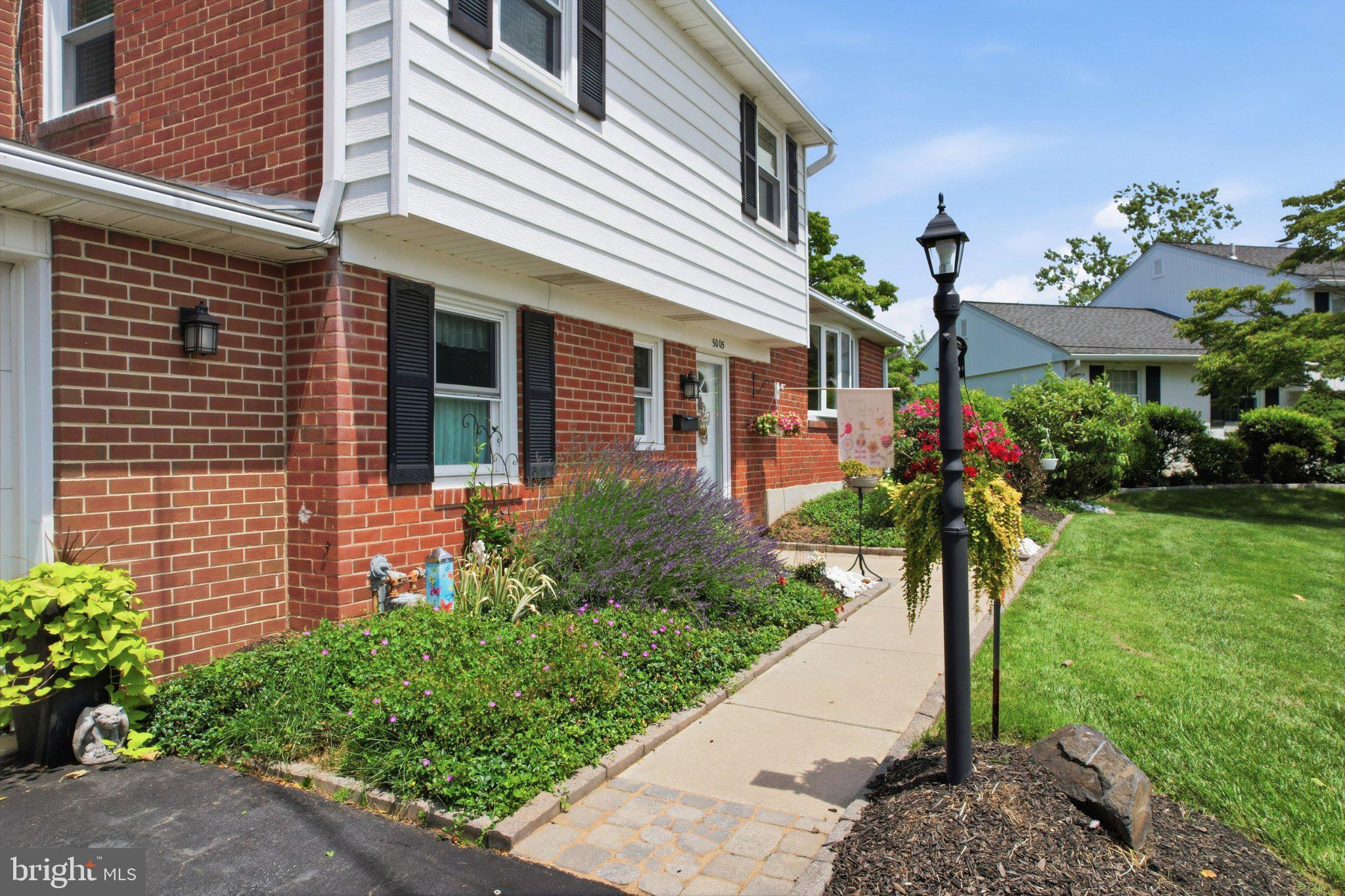 DUTTON MILL - Residential