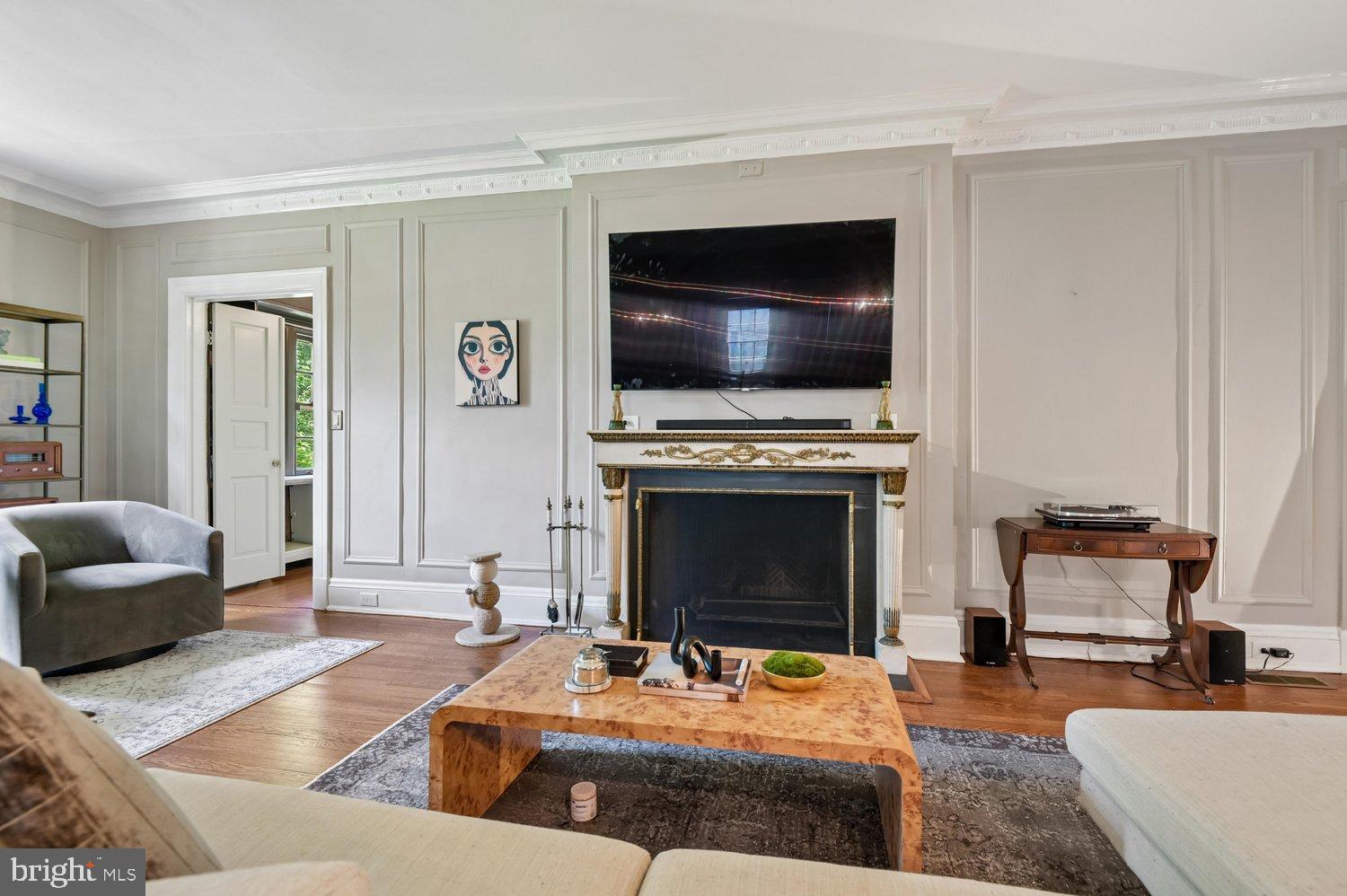 MOUNT WASHINGTON - Residential