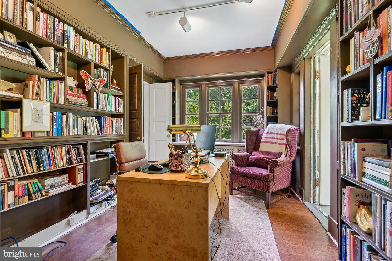 MOUNT WASHINGTON - Residential