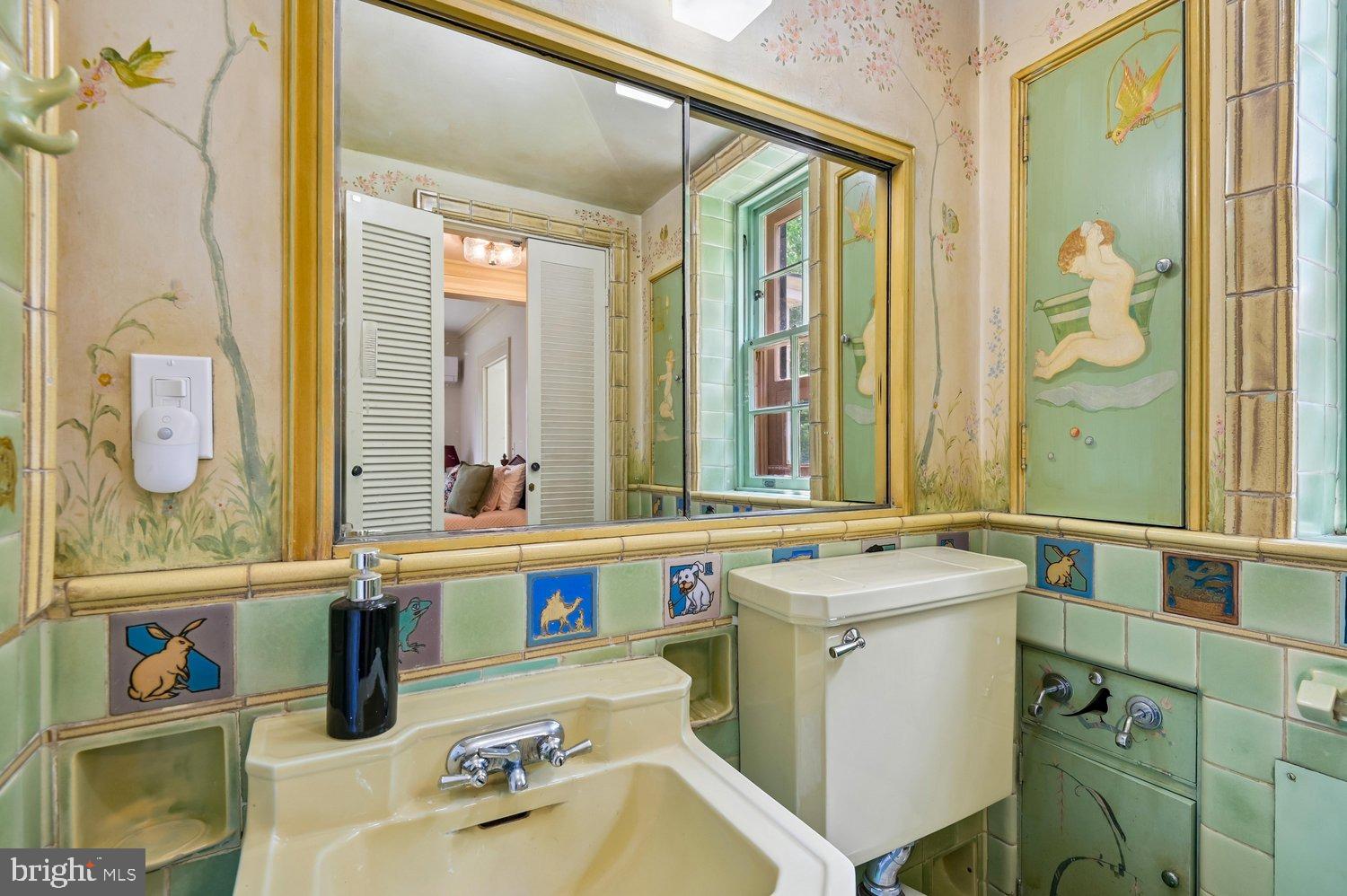 MOUNT WASHINGTON - Residential