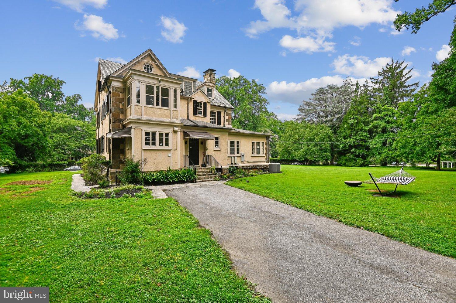 MOUNT WASHINGTON - Residential