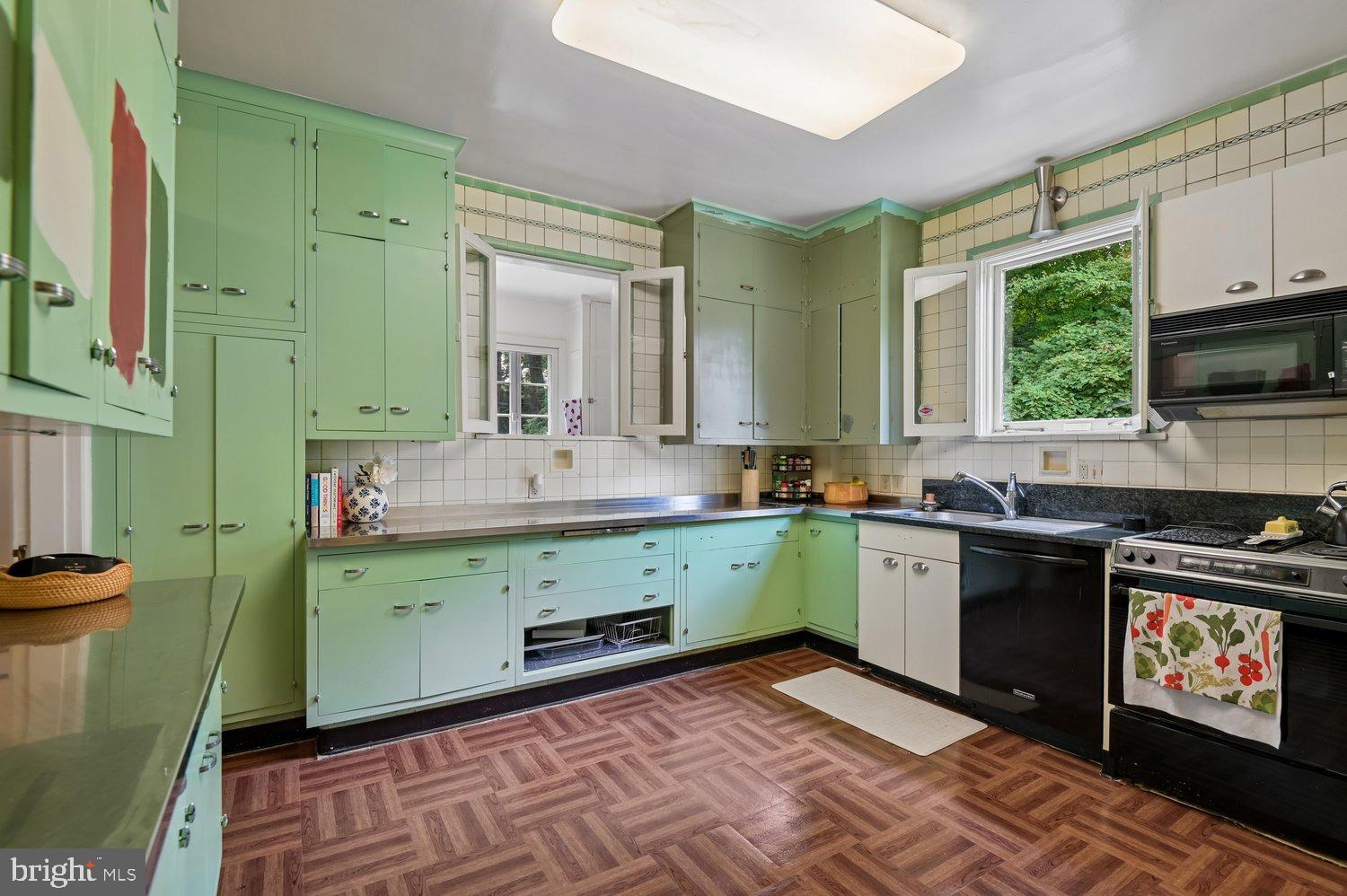 MOUNT WASHINGTON - Residential