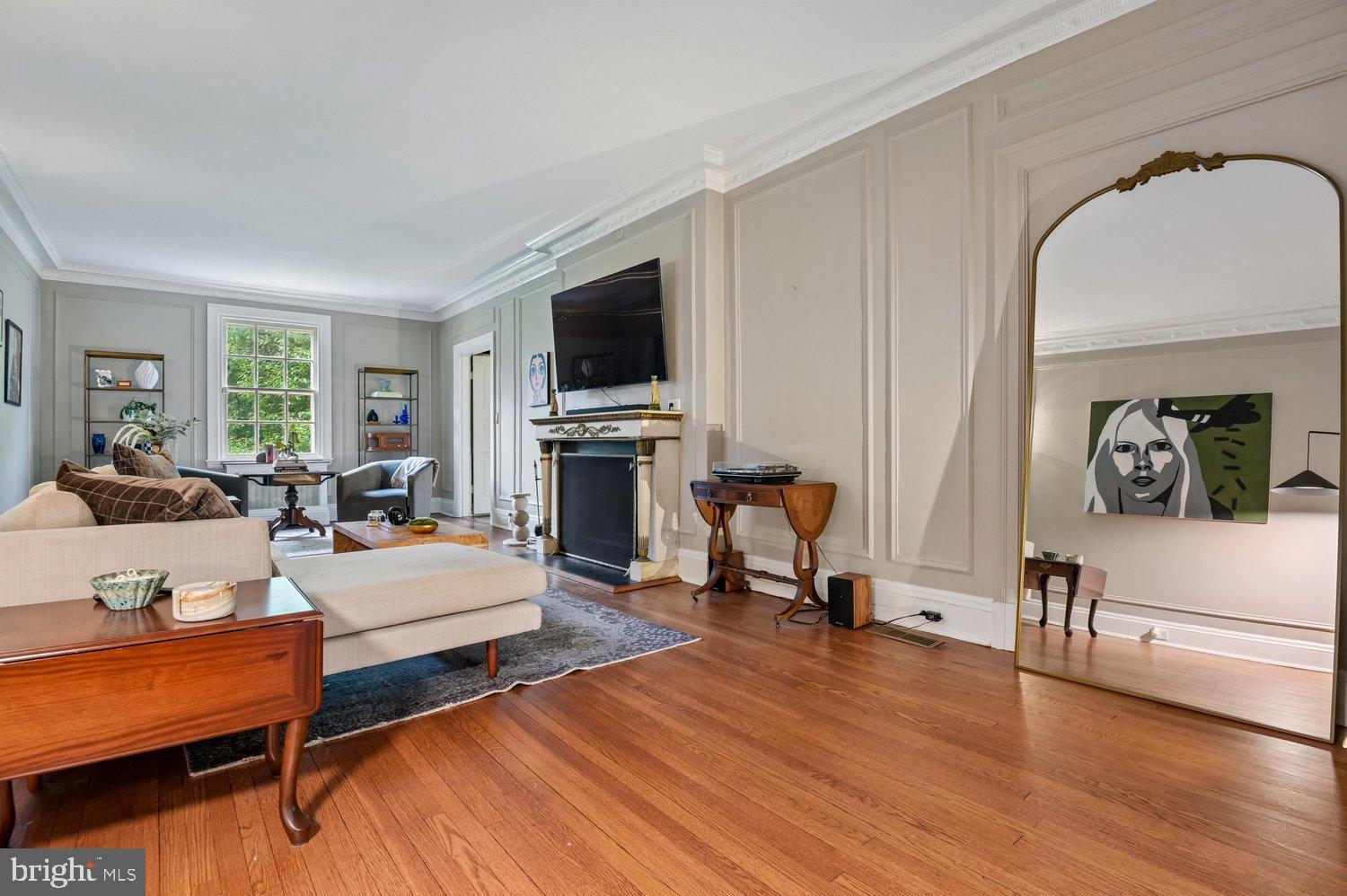 MOUNT WASHINGTON - Residential