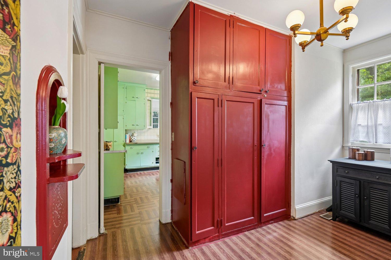 MOUNT WASHINGTON - Residential
