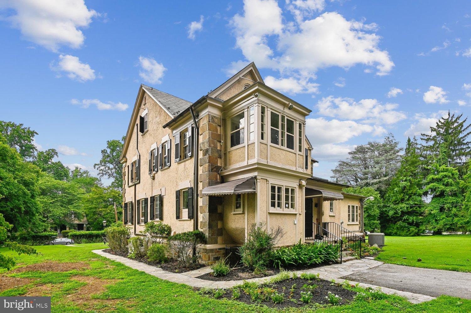 MOUNT WASHINGTON - Residential