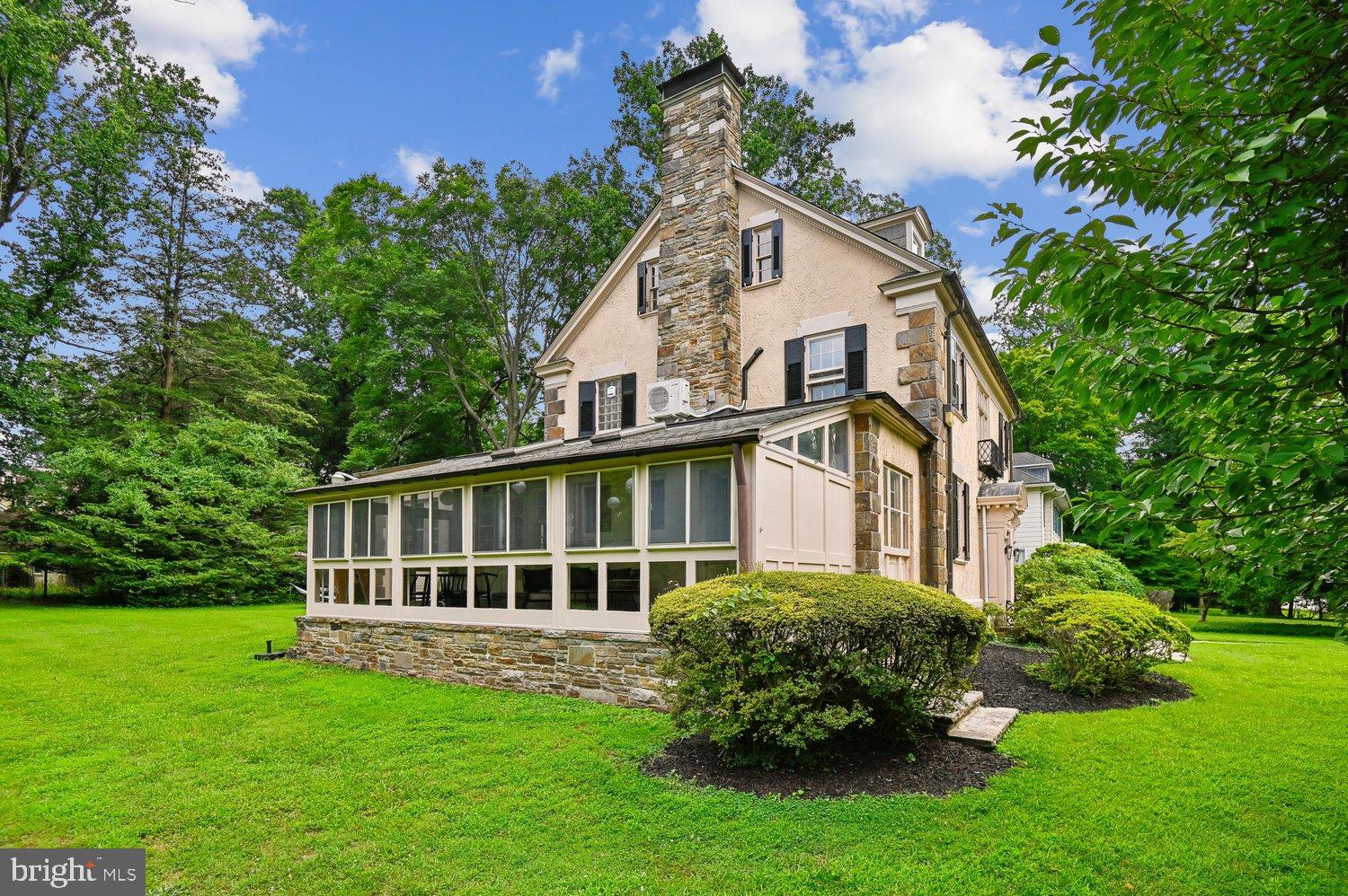 MOUNT WASHINGTON - Residential