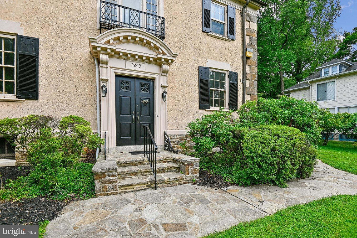 MOUNT WASHINGTON - Residential