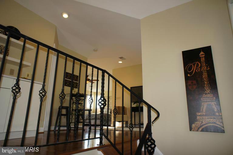 OAKCREST - Residential Lease